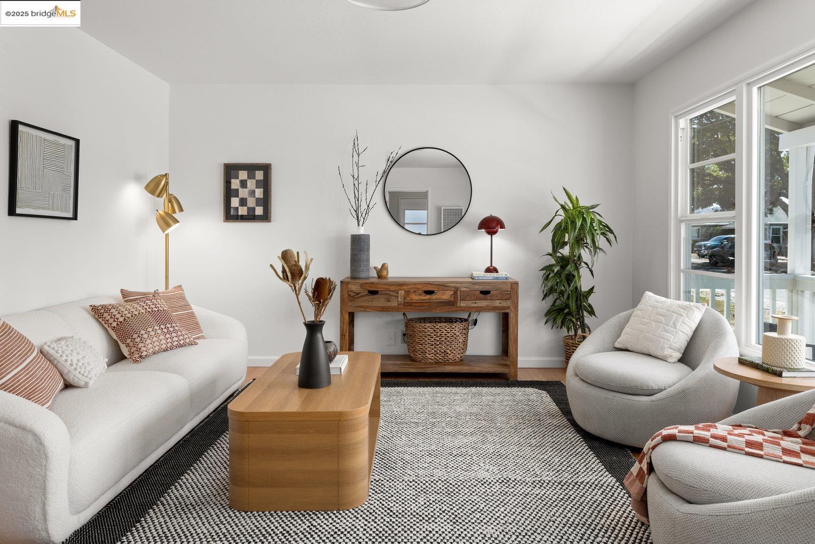 Detail Gallery Image 8 of 43 For 2234 Lobert St, Castro Valley,  CA 94546 - 2 Beds | 1 Baths