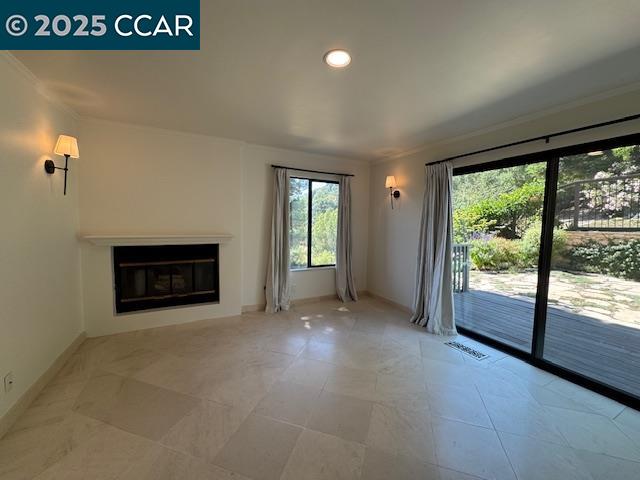 Detail Gallery Image 5 of 32 For 1755 Spyglass Lane, Moraga,  CA 94556 - 3 Beds | 2/1 Baths
