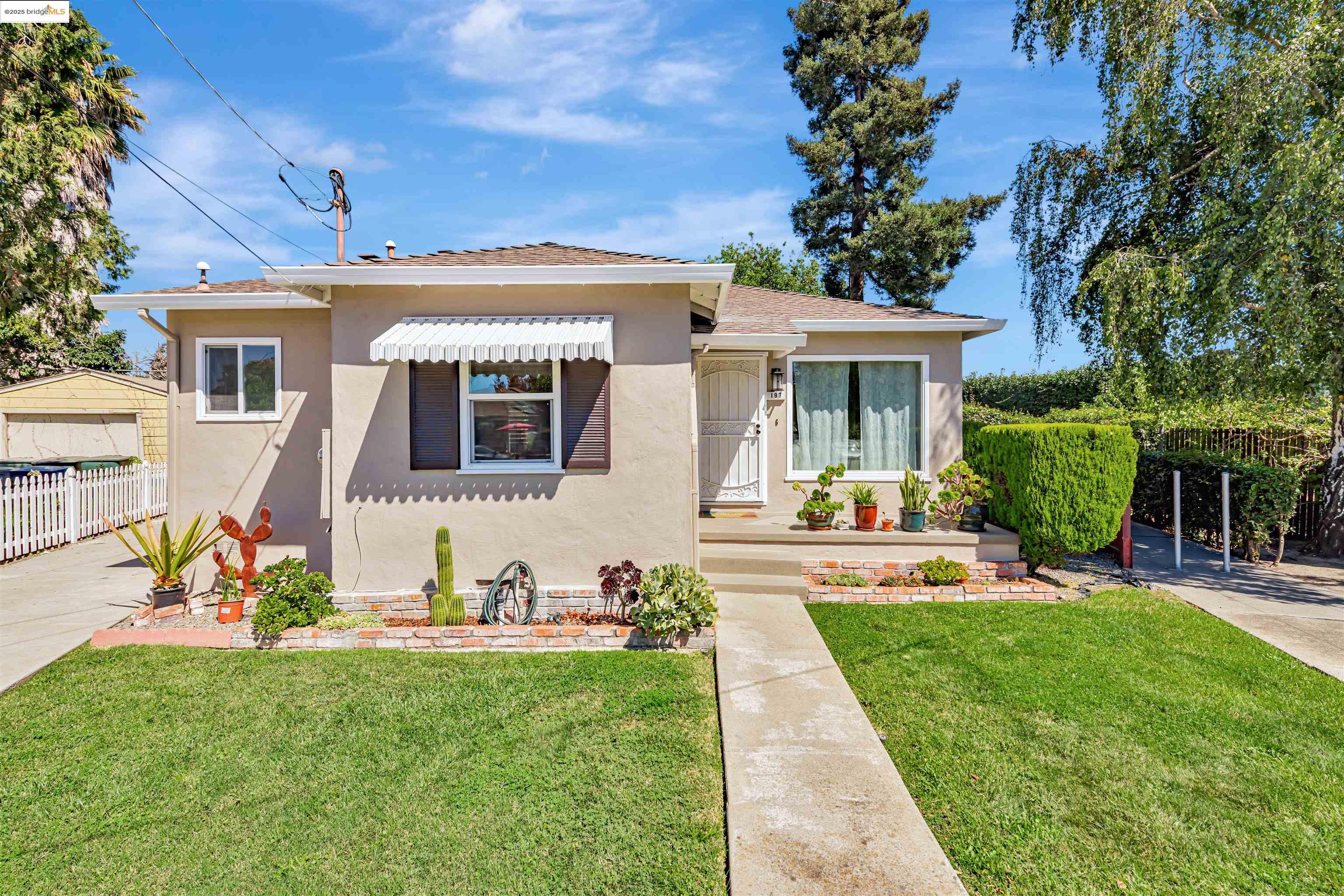 Front Image Thumbnail for EB41110035