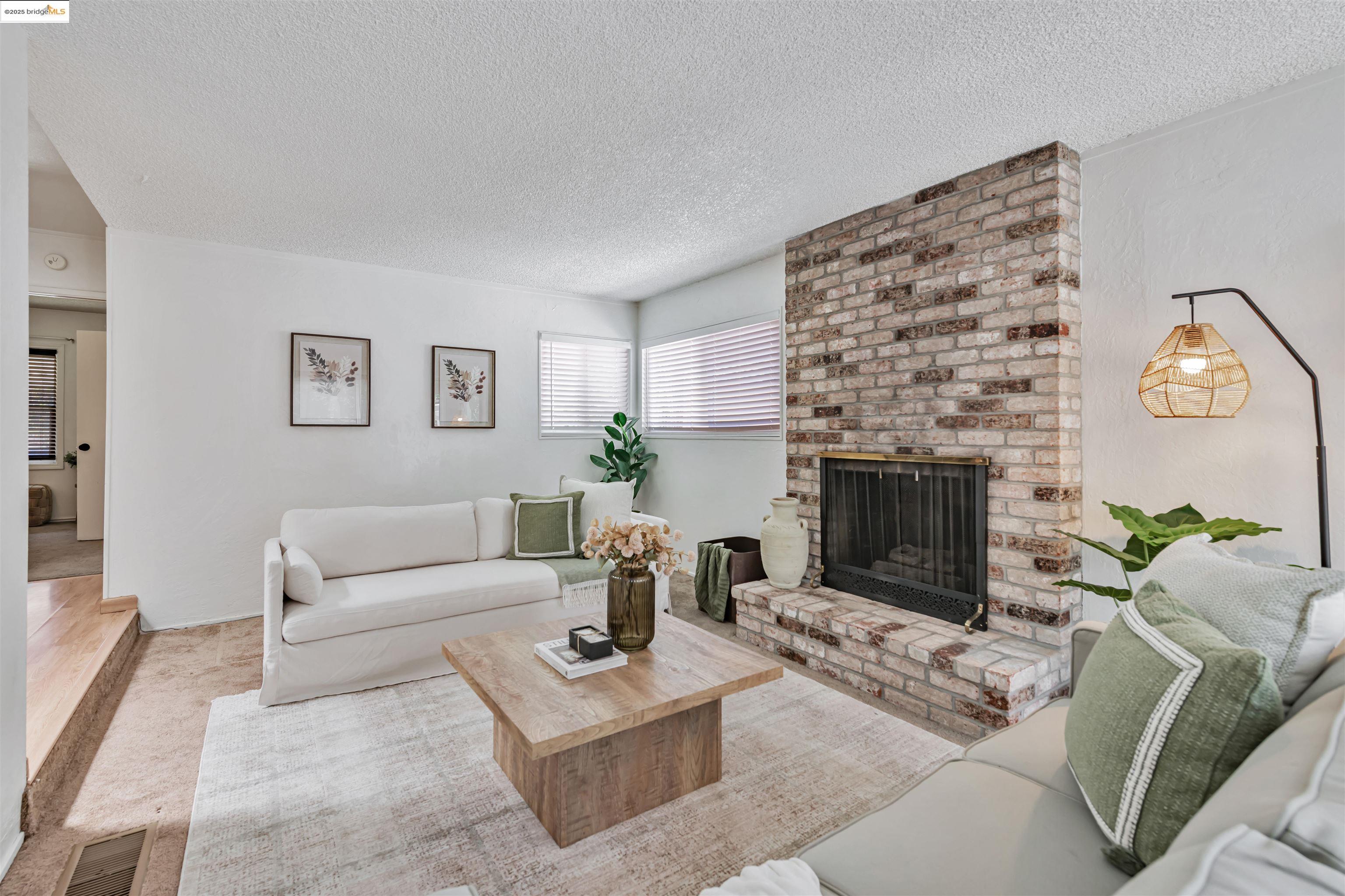 Detail Gallery Image 16 of 22 For 197 Georgia Way, San Leandro,  CA 94577 - 3 Beds | 2 Baths