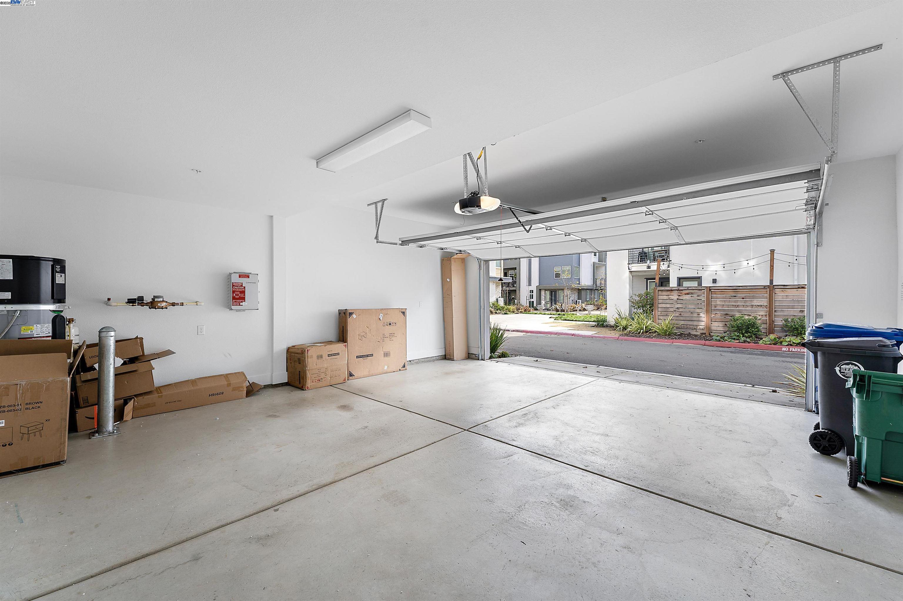 Detail Gallery Image 20 of 37 For 538 Martin Mariner Ave, Alameda,  CA 94501 - 3 Beds | 2/1 Baths