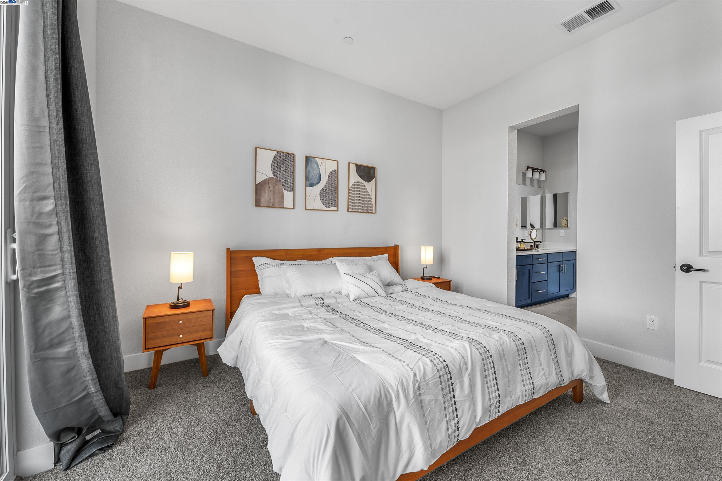 Detail Gallery Image 23 of 37 For 538 Martin Mariner Ave, Alameda,  CA 94501 - 3 Beds | 2/1 Baths