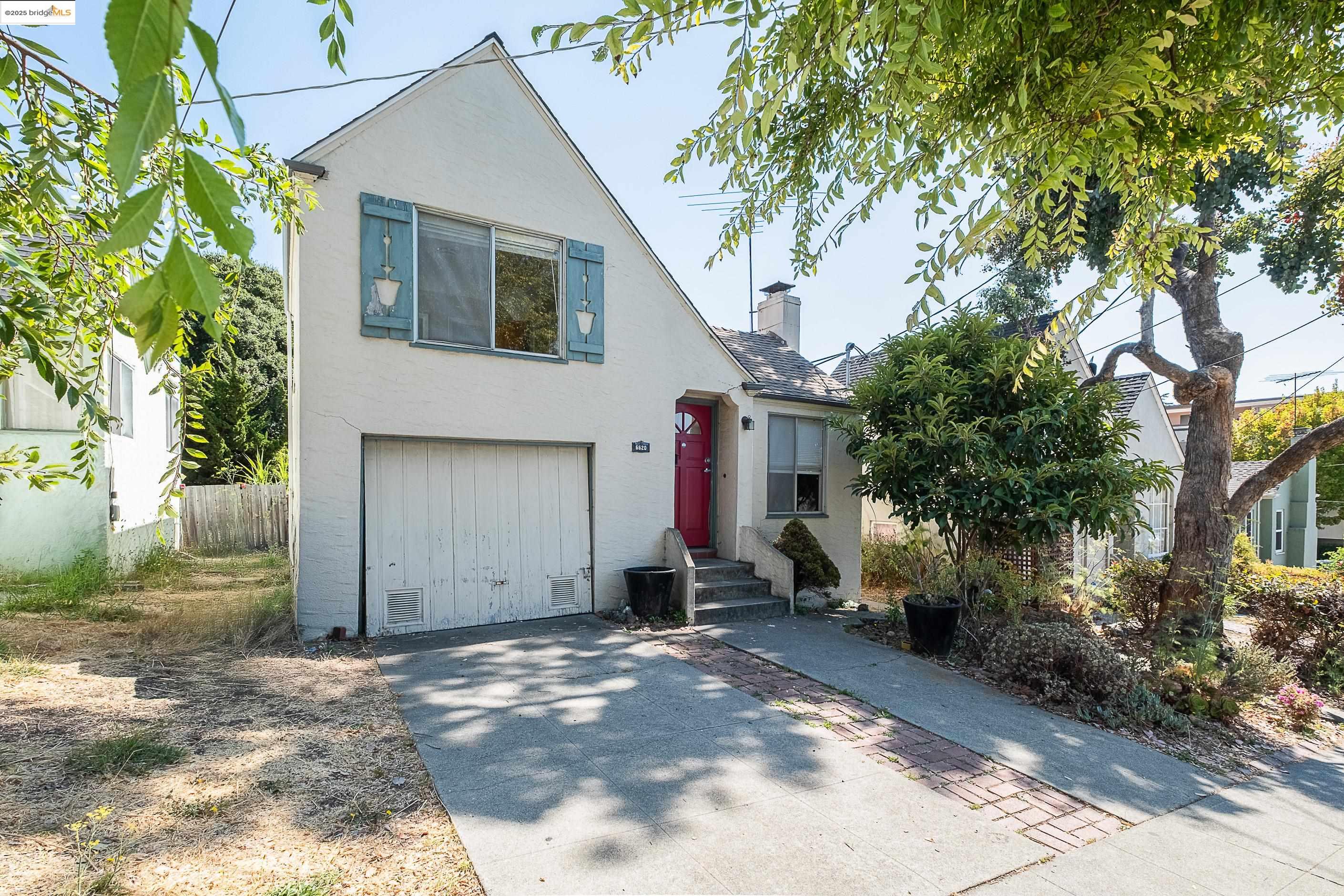 Detail Gallery Image 2 of 31 For 6620 Hill St, El Cerrito,  CA 94530 - 2 Beds | 1 Baths