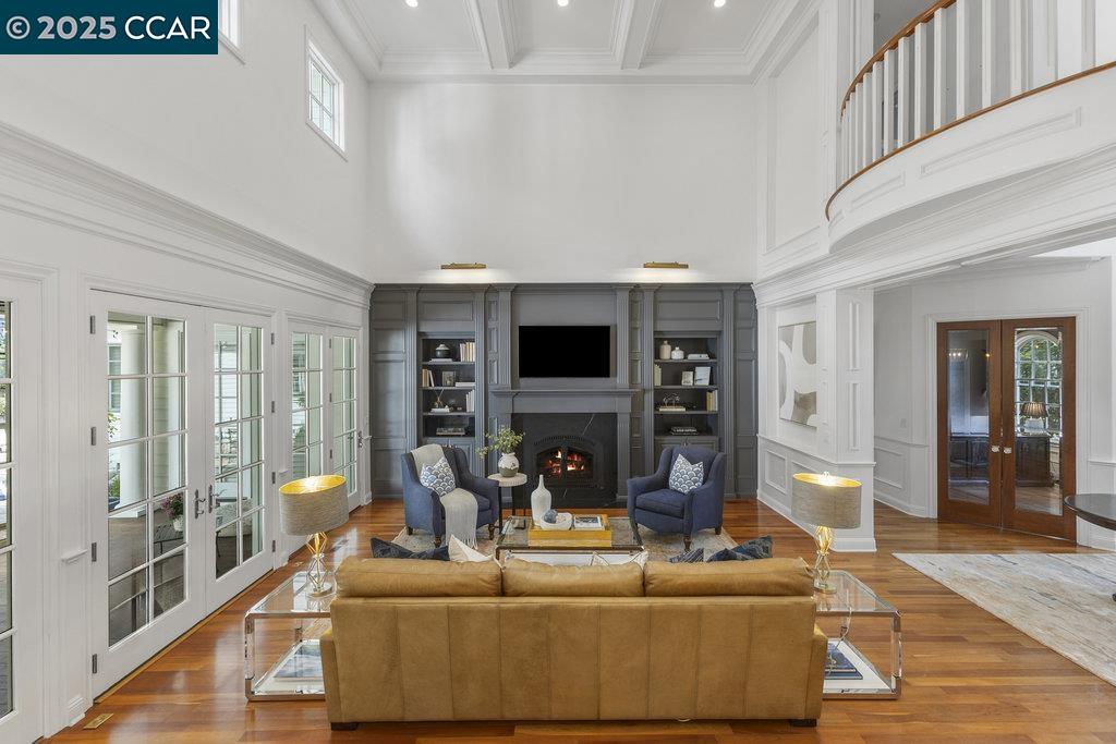 Detail Gallery Image 20 of 51 For 1826 Alameda Diablo, Diablo,  CA 94528 - 5 Beds | 4/1 Baths