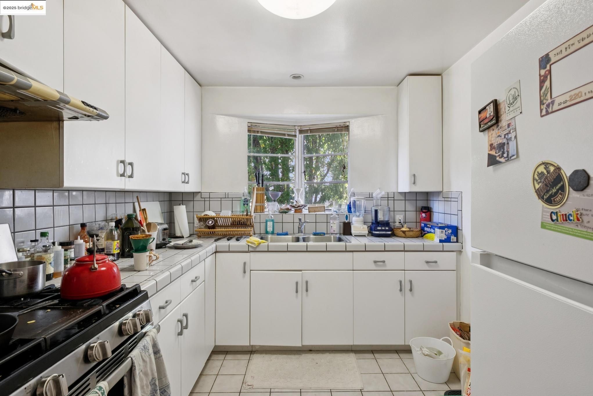 Detail Gallery Image 28 of 57 For 1033 Walker Ave, Oakland,  CA 94610 - – Beds | – Baths