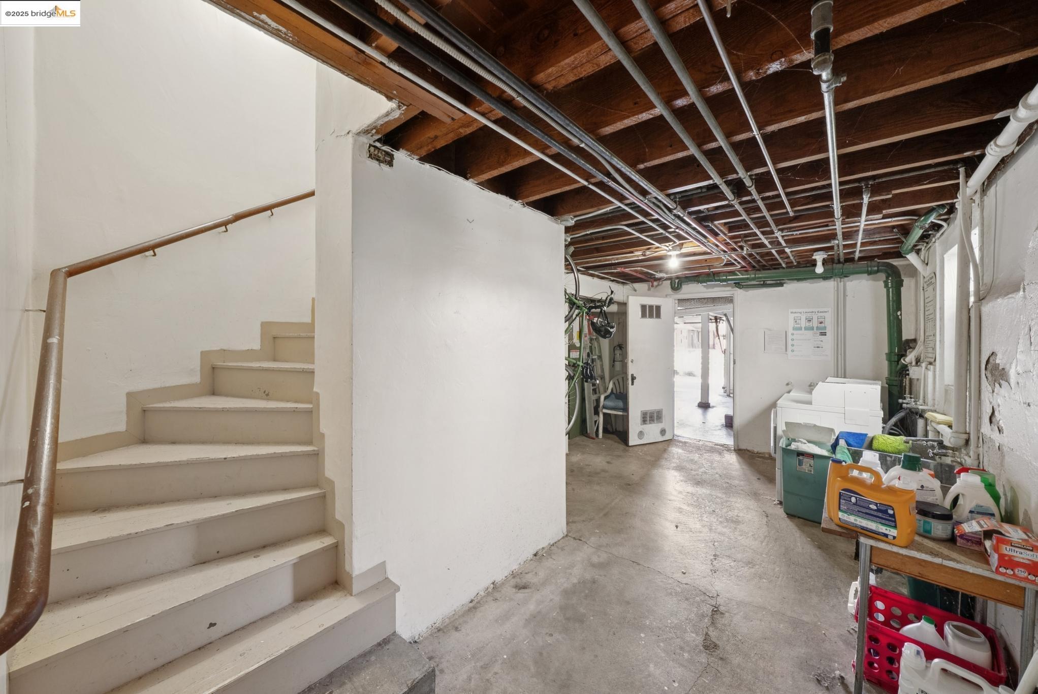 Detail Gallery Image 46 of 57 For 1033 Walker Ave, Oakland,  CA 94610 - – Beds | – Baths