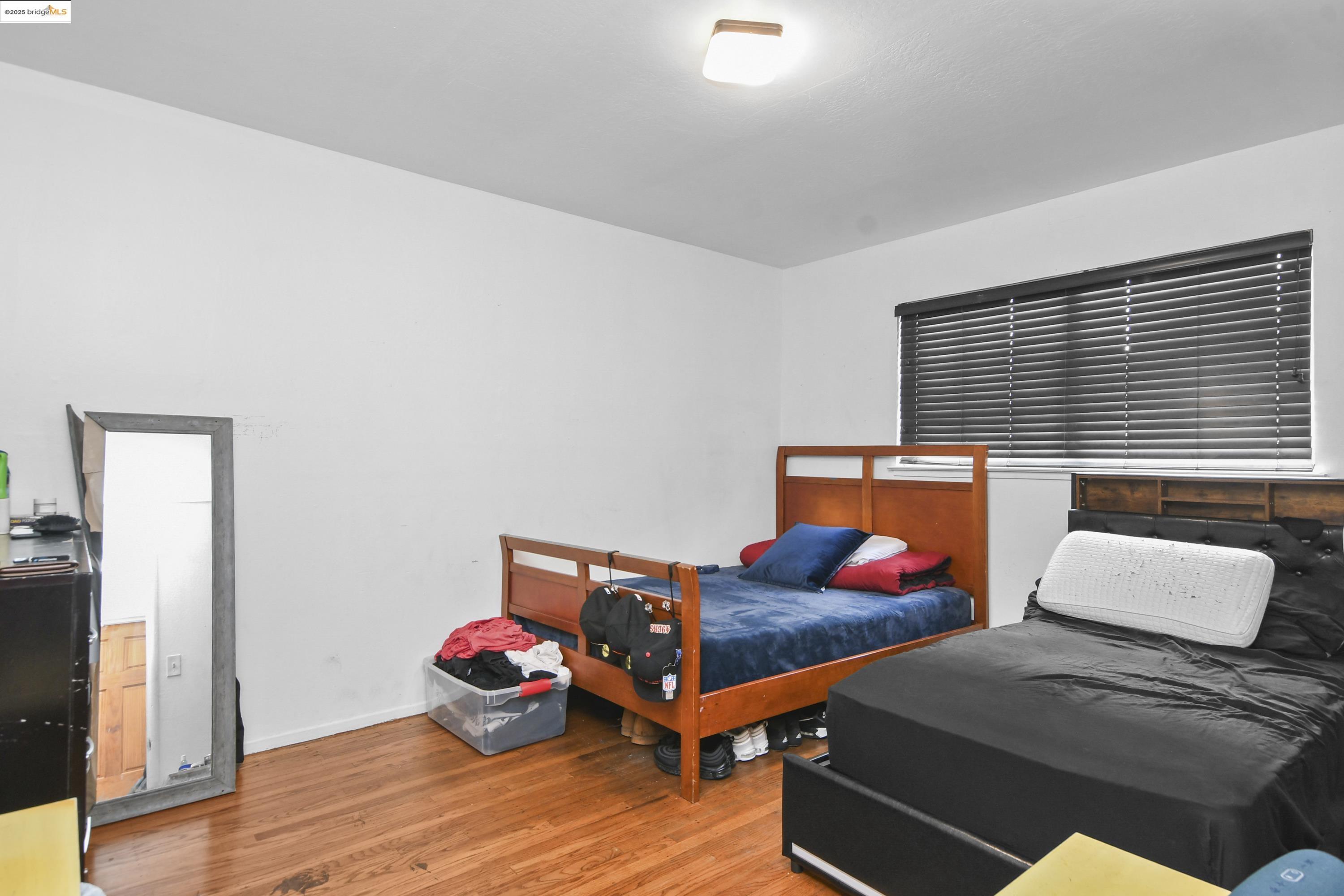 Detail Gallery Image 18 of 26 For 447 S 16th St, Richmond,  CA 94804 - 4 Beds | 2 Baths