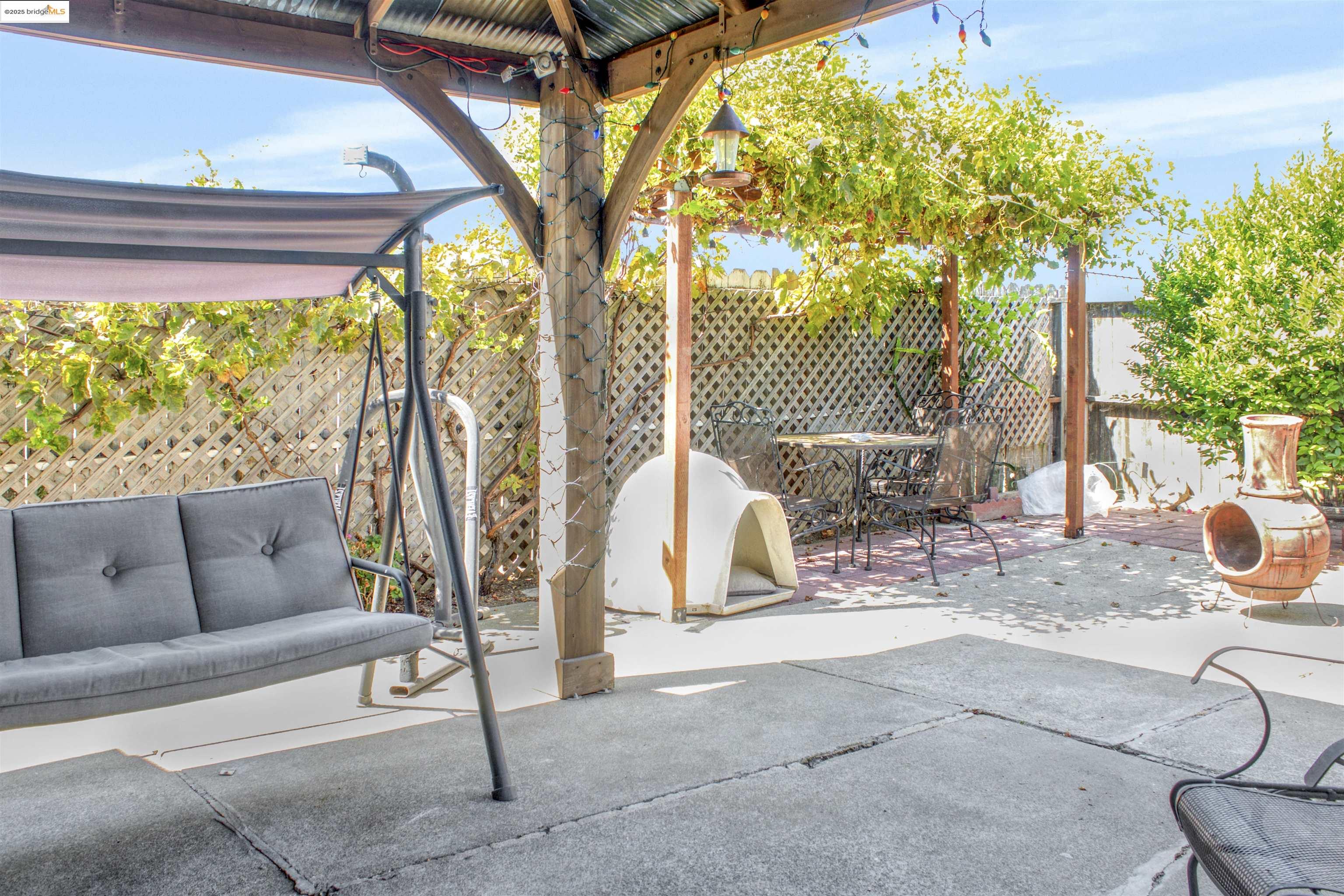 Detail Gallery Image 22 of 26 For 447 S 16th St, Richmond,  CA 94804 - 4 Beds | 2 Baths