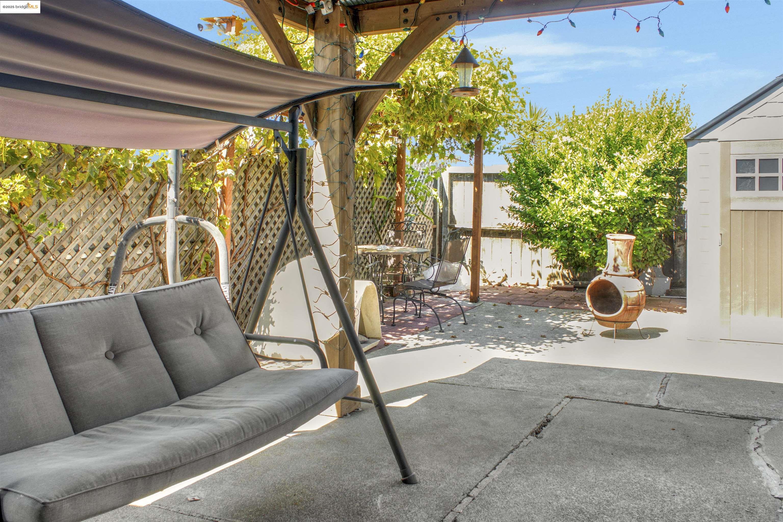 Detail Gallery Image 23 of 26 For 447 S 16th St, Richmond,  CA 94804 - 4 Beds | 2 Baths
