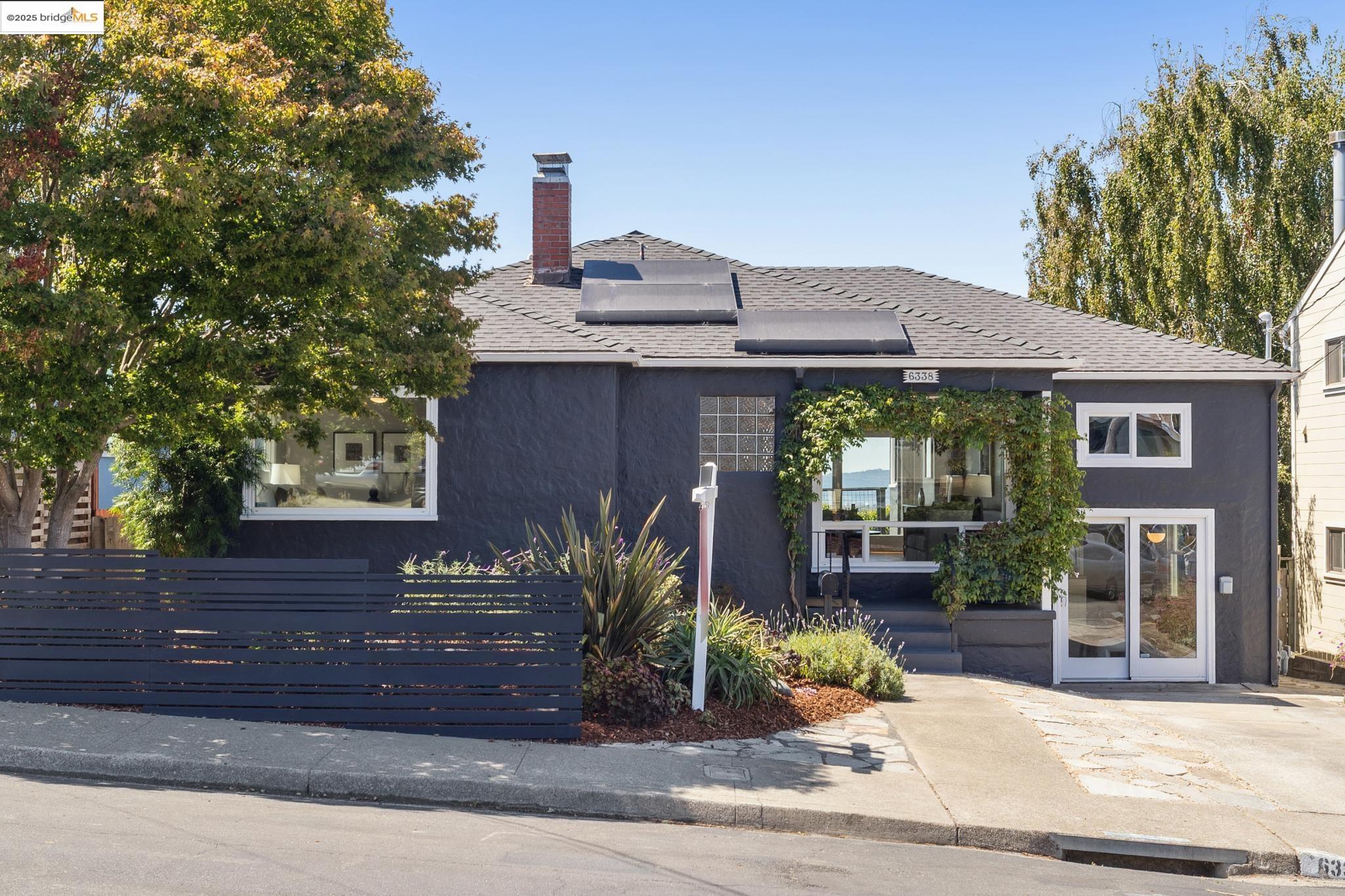 Front Image Thumbnail for EB41110052