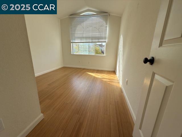 Detail Gallery Image 11 of 16 For 528 Dohrmann Ln, Pinole,  CA 94564 - 4 Beds | 2/1 Baths