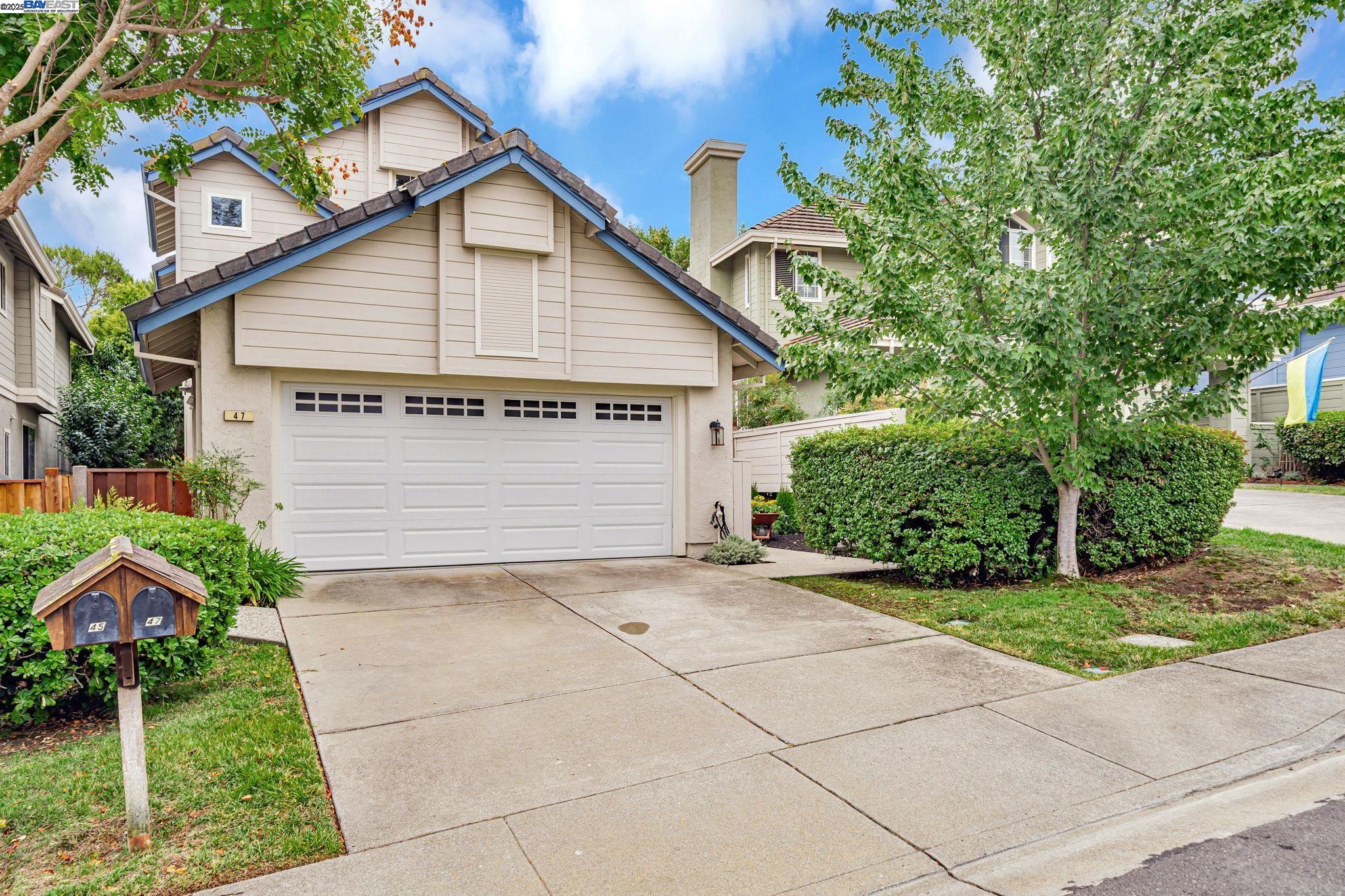Detail Gallery Image 2 of 52 For 47 Summer Hill Court, Danville,  CA 94526 - 3 Beds | 3 Baths