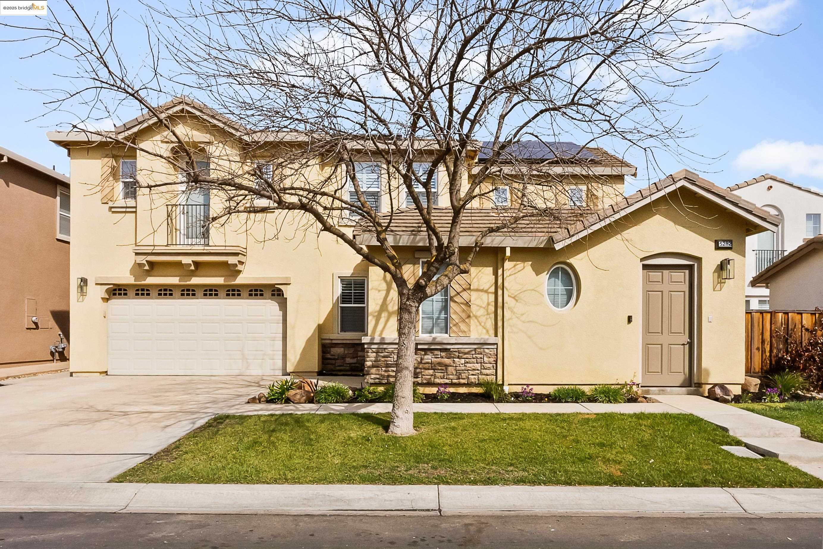 Detail Gallery Image 2 of 41 For 5282 Fern Ridge Cir, Discovery Bay,  CA 94505 - 5 Beds | 2/1 Baths