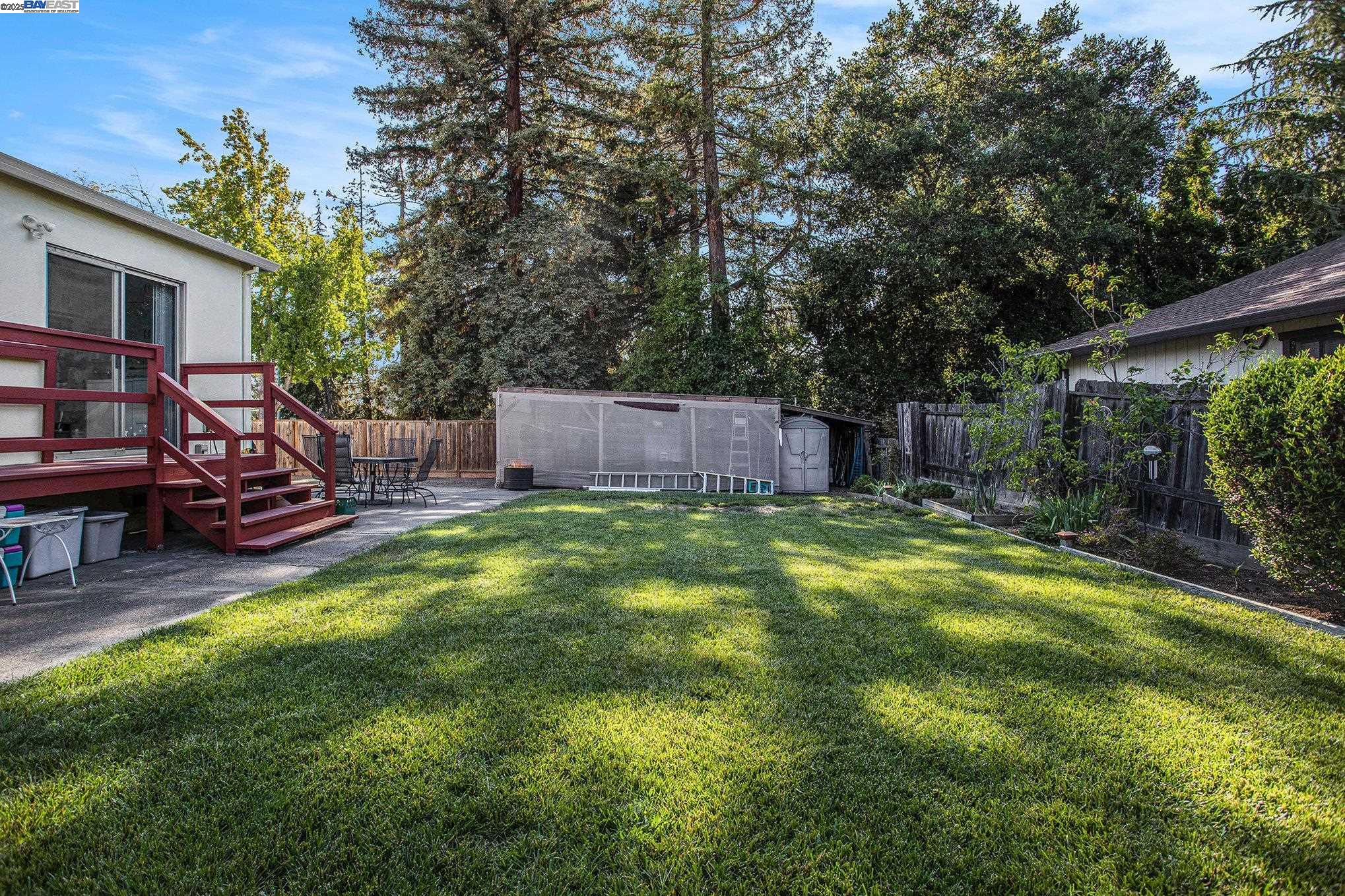Detail Gallery Image 17 of 21 For 2214 D St, Hayward,  CA 94541 - 2 Beds | 1 Baths
