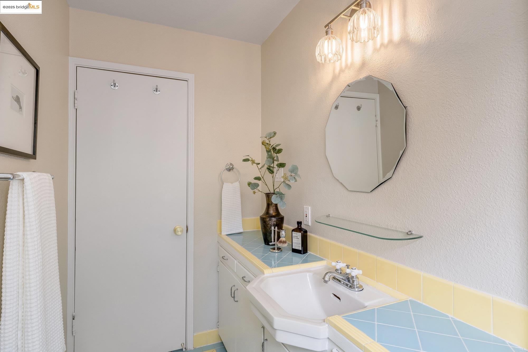 Detail Gallery Image 25 of 37 For 7249 Blake St., El Cerrito,  CA 94530 - 3 Beds | 1 Baths
