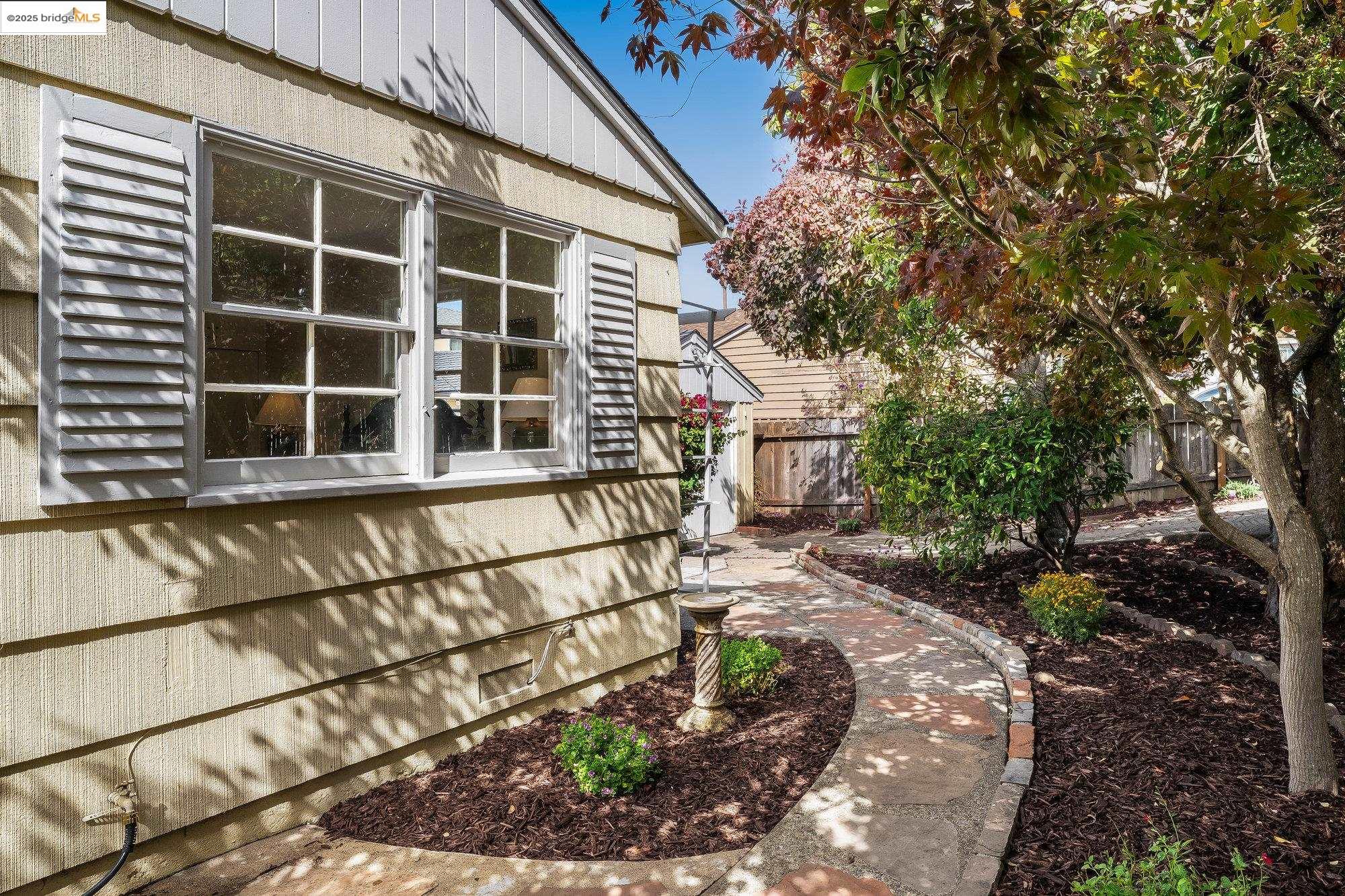 Detail Gallery Image 35 of 37 For 7249 Blake St., El Cerrito,  CA 94530 - 3 Beds | 1 Baths
