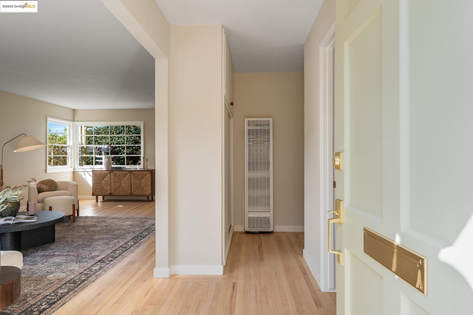 Detail Gallery Image 5 of 37 For 7249 Blake St., El Cerrito,  CA 94530 - 3 Beds | 1 Baths