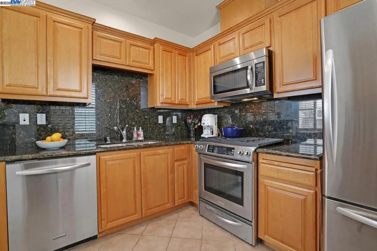 Detail Gallery Image 18 of 31 For 3465 Dublin Blvd #322,  Dublin,  CA 94568 - 2 Beds | 2 Baths