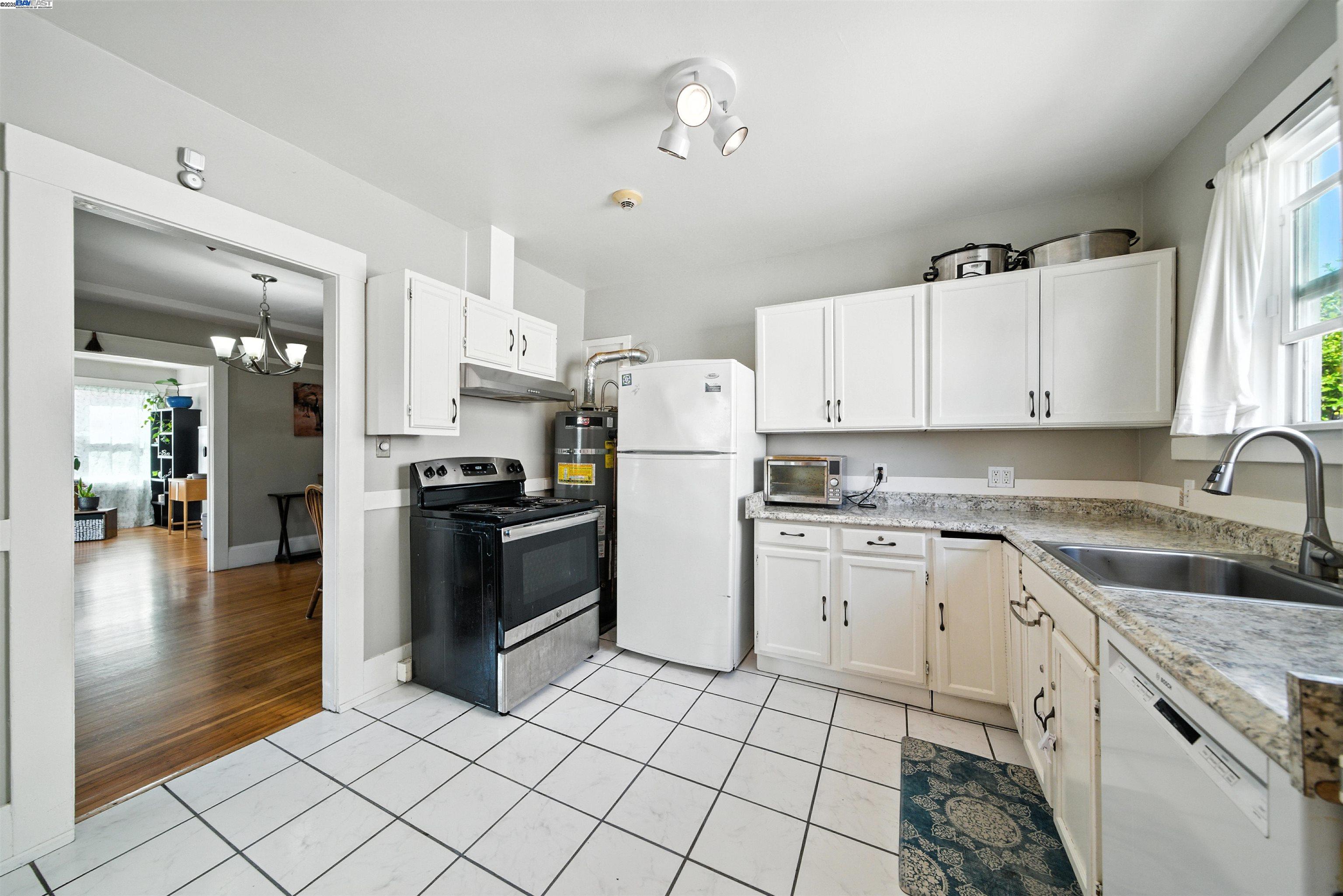 Detail Gallery Image 24 of 32 For 527 N Mclaughlin, Richmond,  CA 94805 - 2 Beds | 1 Baths