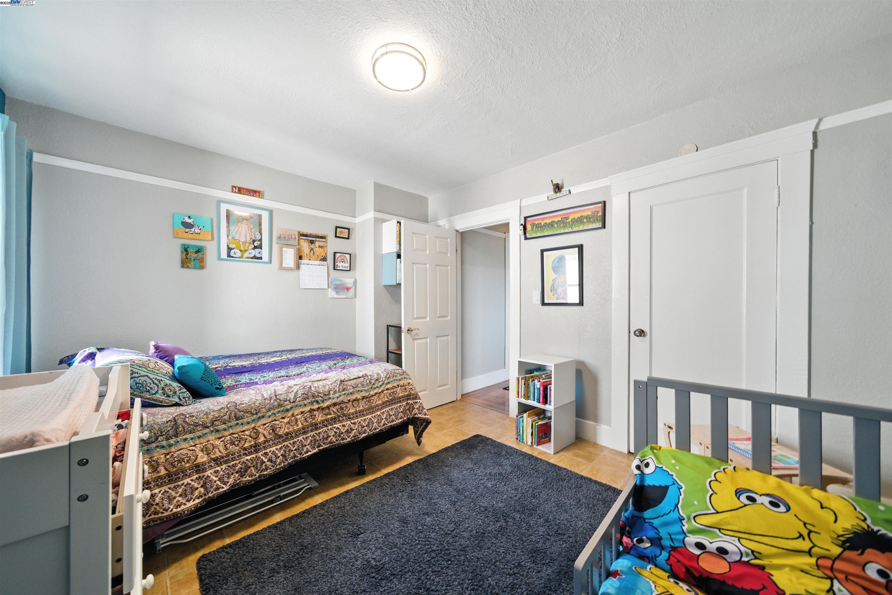 Detail Gallery Image 5 of 32 For 527 N Mclaughlin, Richmond,  CA 94805 - 2 Beds | 1 Baths