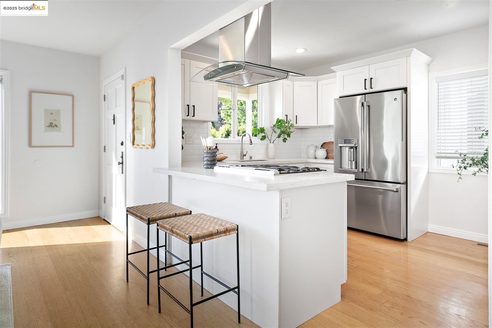 Detail Gallery Image 18 of 59 For 3920 Coolidge Ave, Oakland,  CA 94602 - 3 Beds | 1 Baths