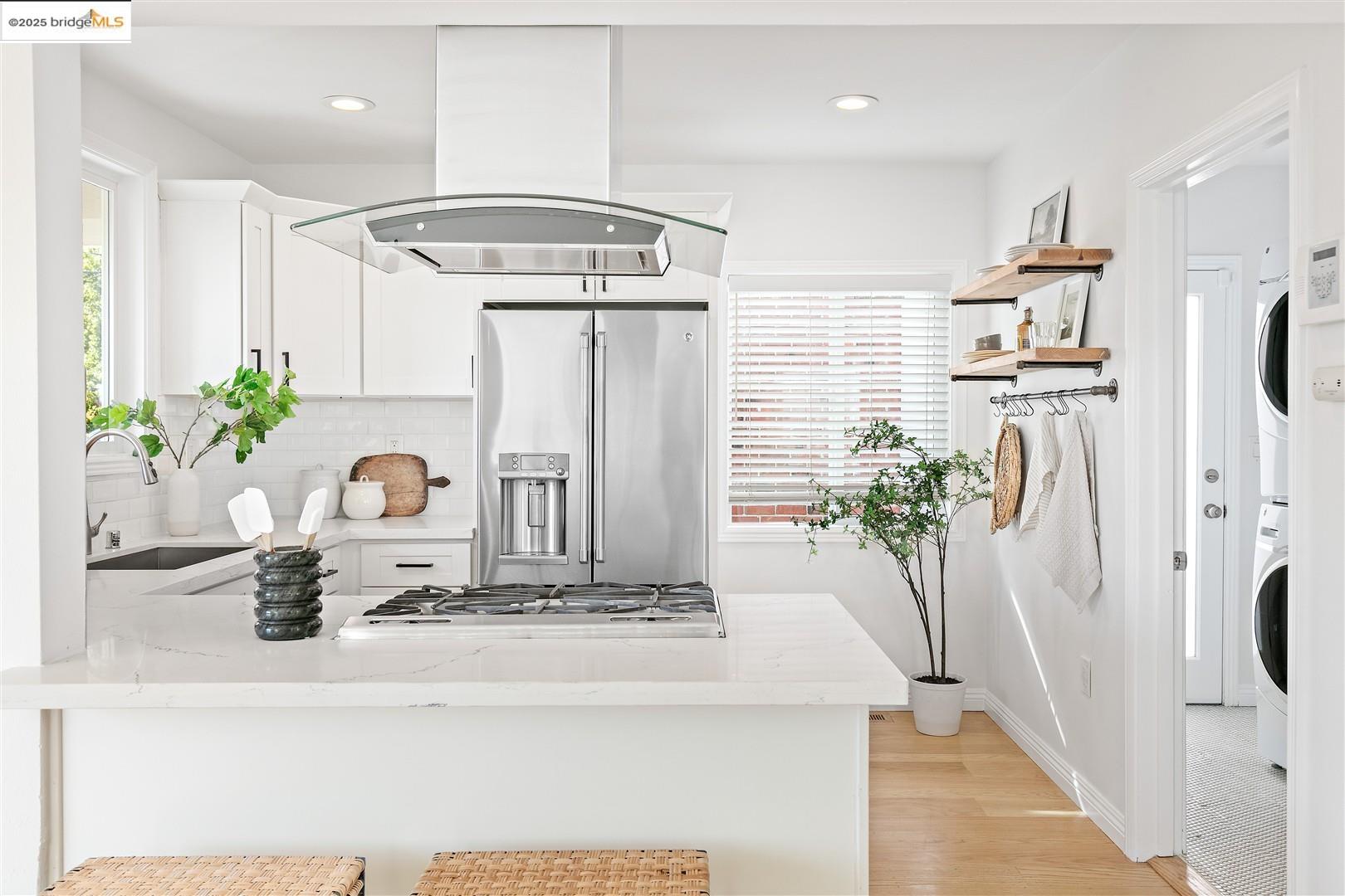 Detail Gallery Image 21 of 59 For 3920 Coolidge Ave, Oakland,  CA 94602 - 3 Beds | 1 Baths