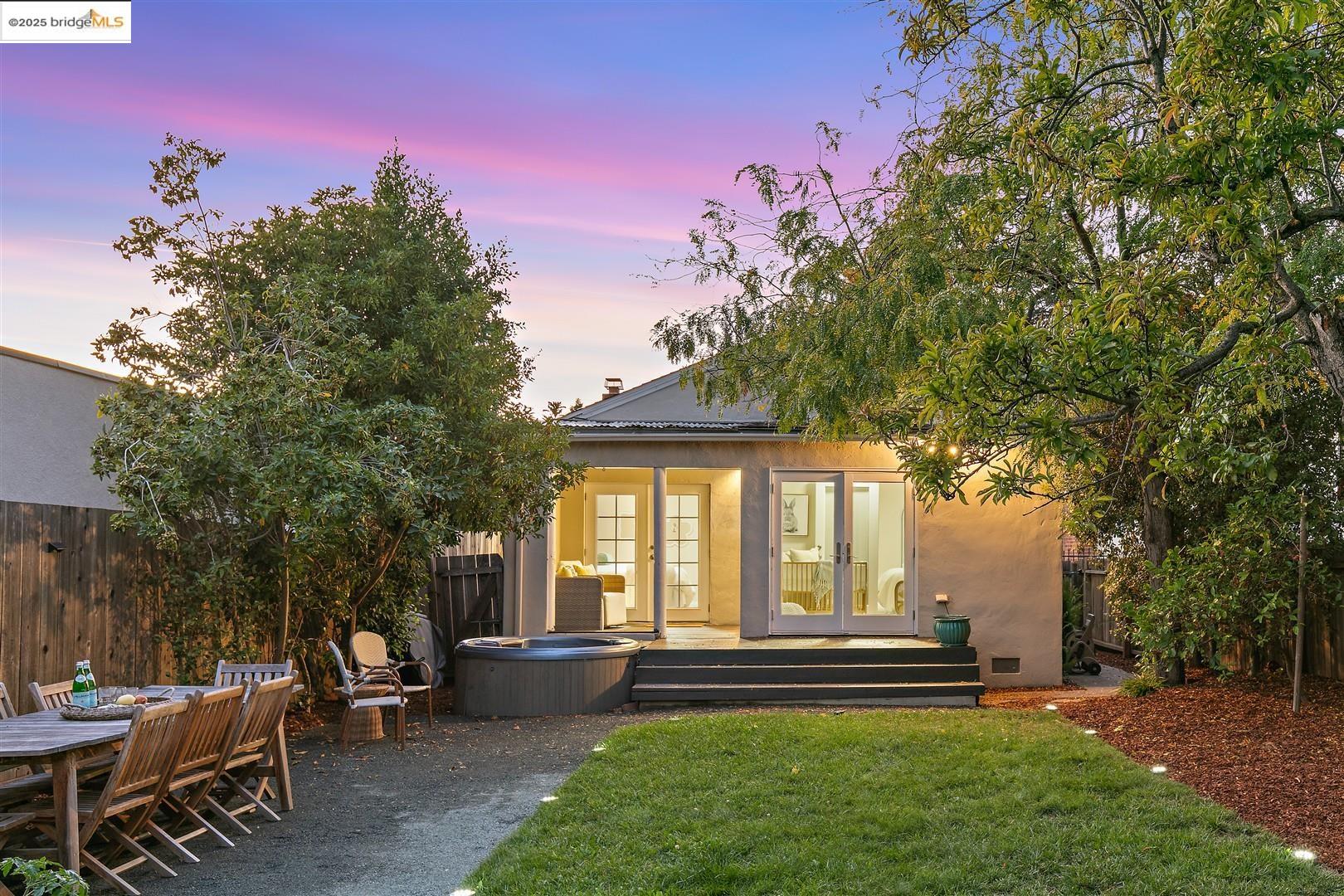 Detail Gallery Image 36 of 59 For 3920 Coolidge Ave, Oakland,  CA 94602 - 3 Beds | 1 Baths