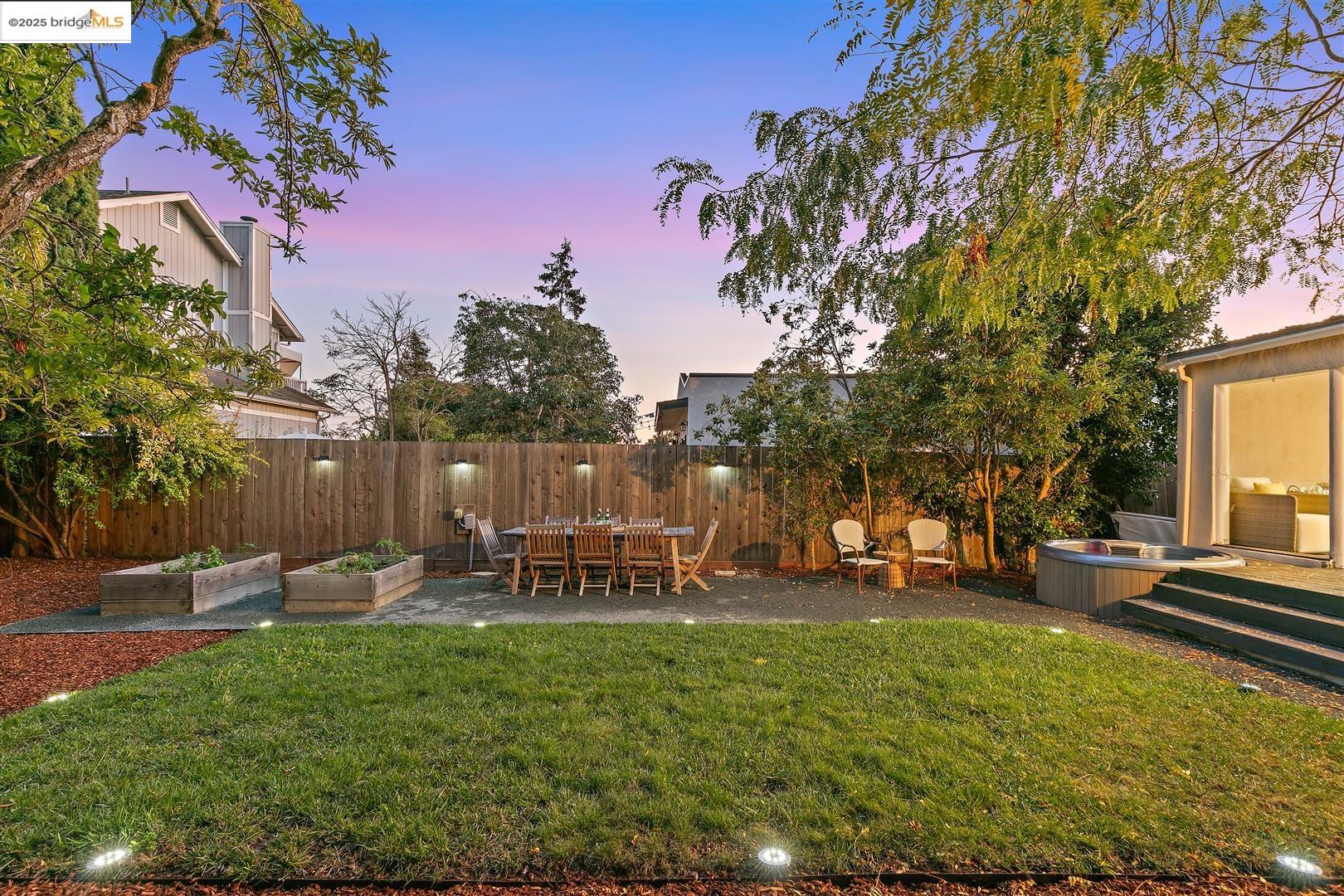 Detail Gallery Image 39 of 59 For 3920 Coolidge Ave, Oakland,  CA 94602 - 3 Beds | 1 Baths