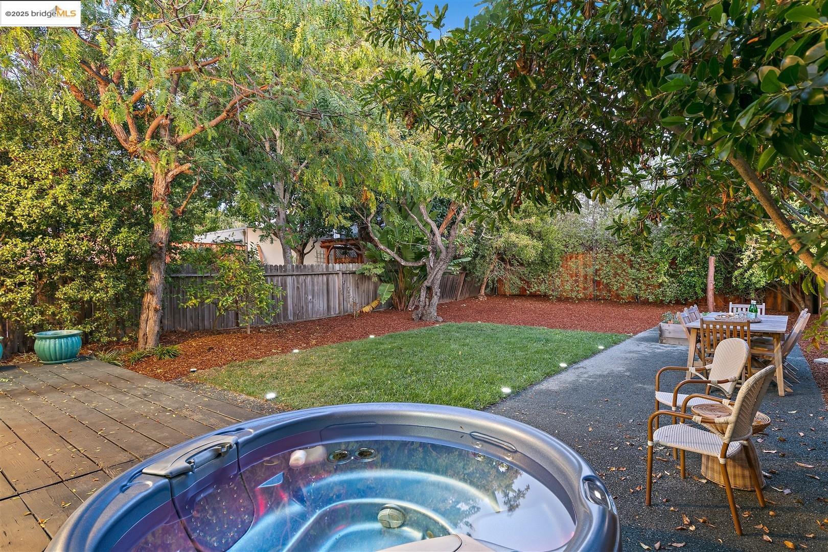 Detail Gallery Image 48 of 59 For 3920 Coolidge Ave, Oakland,  CA 94602 - 3 Beds | 1 Baths