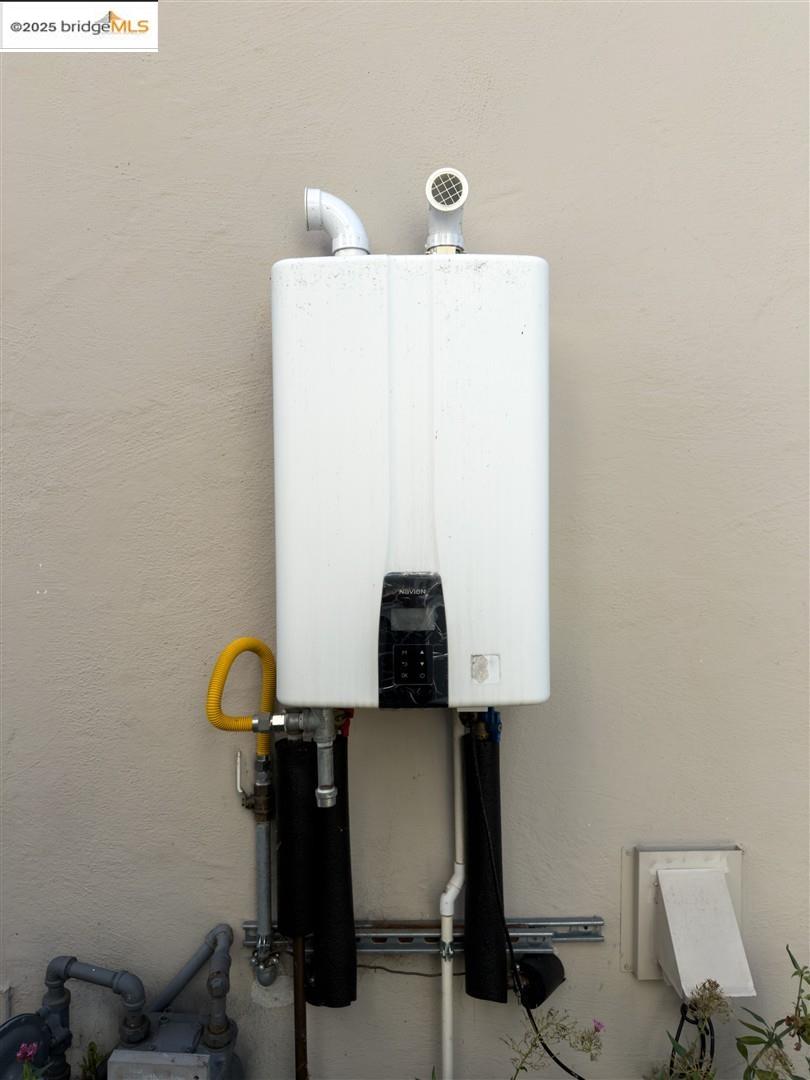 Detail Gallery Image 52 of 59 For 3920 Coolidge Ave, Oakland,  CA 94602 - 3 Beds | 1 Baths