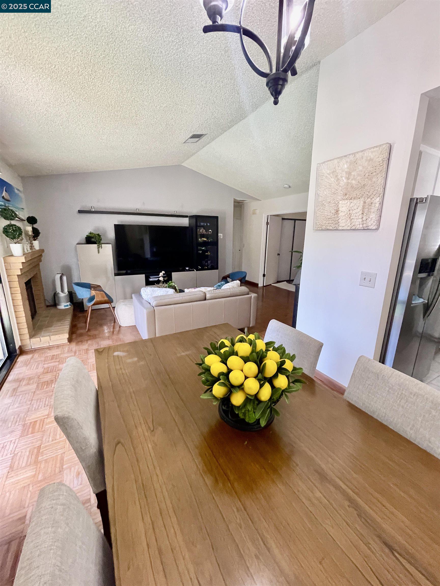 Photo #4: 41110091 Listing 