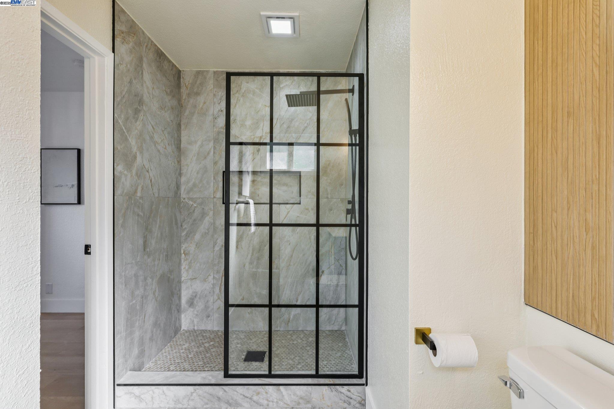Detail Gallery Image 18 of 28 For 32226 Crest Ln, Union City,  CA 94587 - 3 Beds | 2 Baths