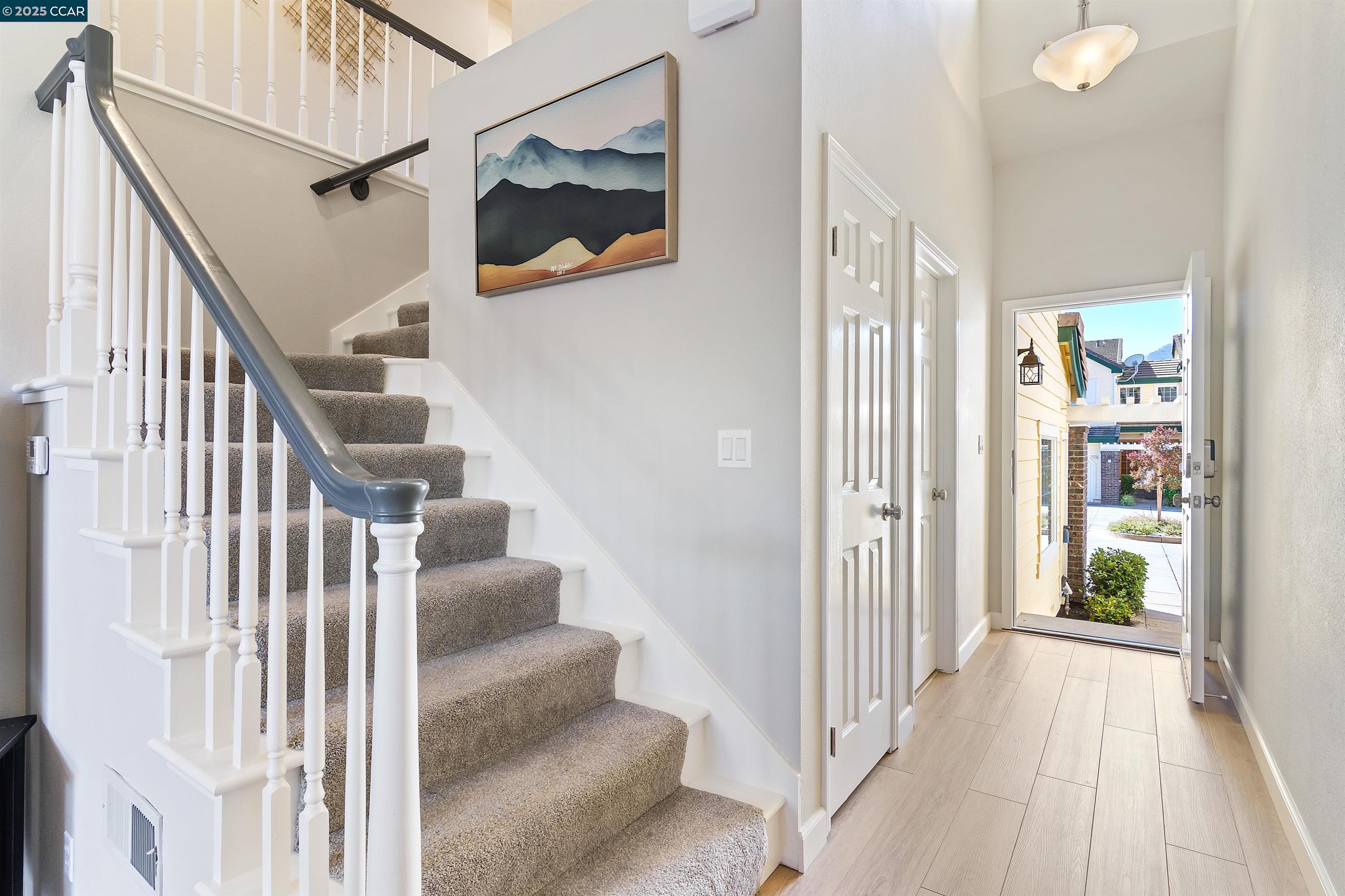 Detail Gallery Image 6 of 52 For 1338 Shell Ln, Clayton,  CA 94517 - 2 Beds | 2/1 Baths