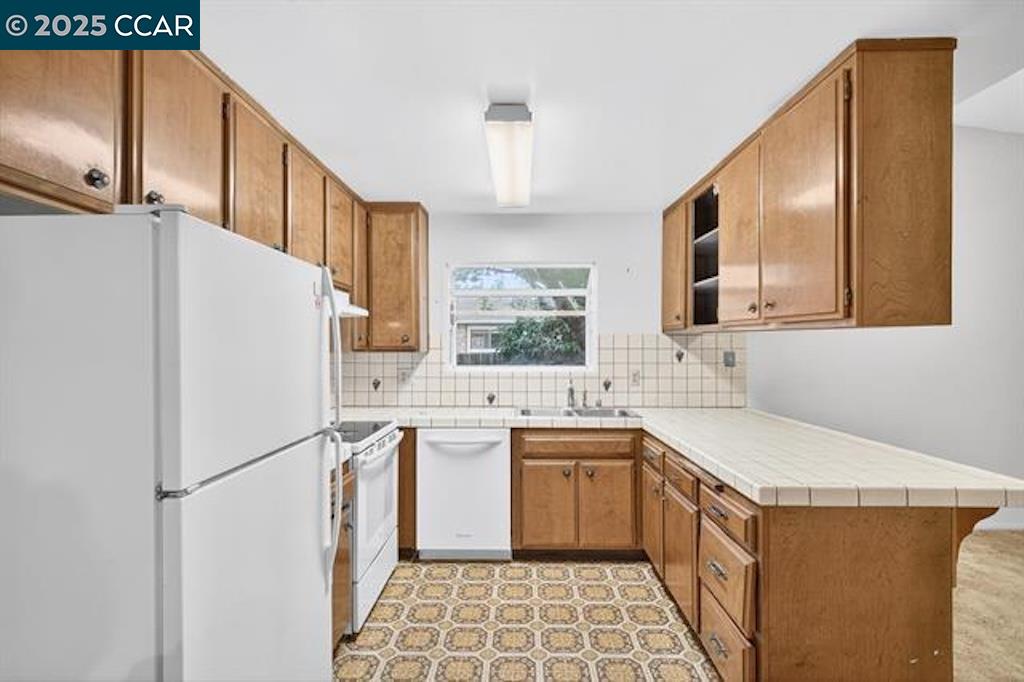 Detail Gallery Image 15 of 56 For 969 Valley View St, Saint Helena,  CA 94574 - 3 Beds | 2 Baths
