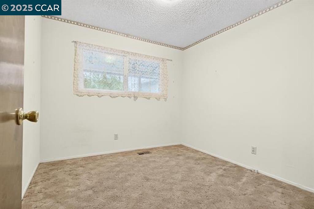 Detail Gallery Image 39 of 56 For 969 Valley View St, Saint Helena,  CA 94574 - 3 Beds | 2 Baths