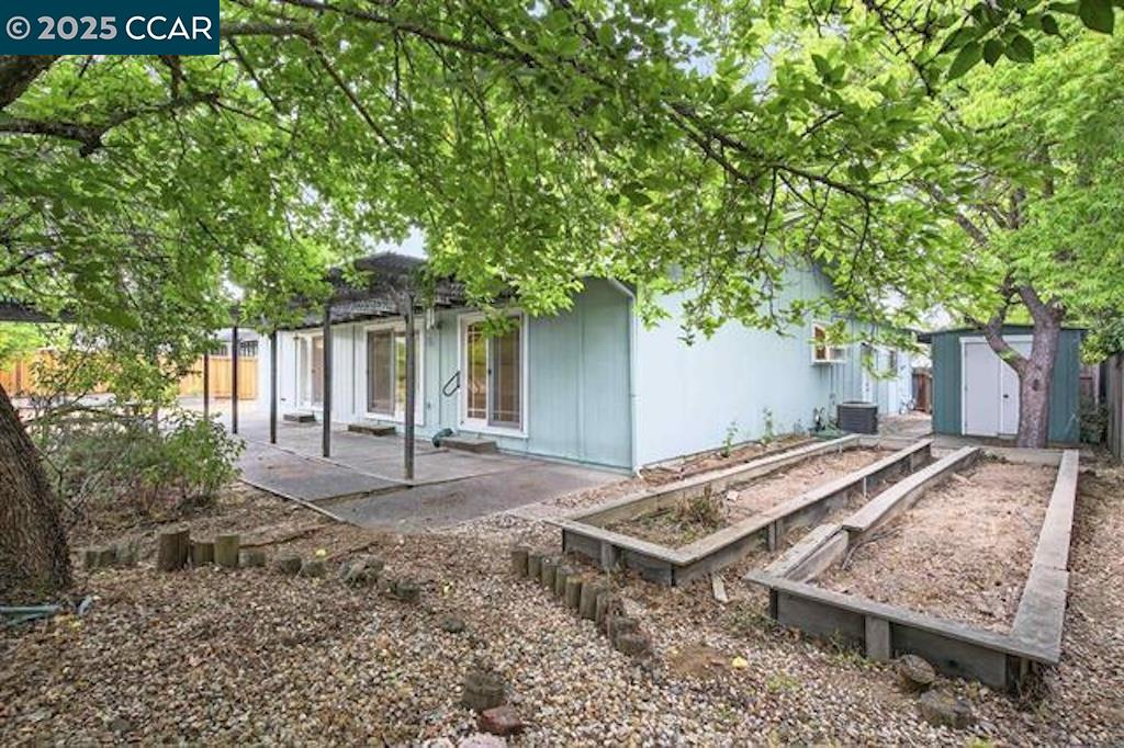 Detail Gallery Image 53 of 56 For 969 Valley View St, Saint Helena,  CA 94574 - 3 Beds | 2 Baths