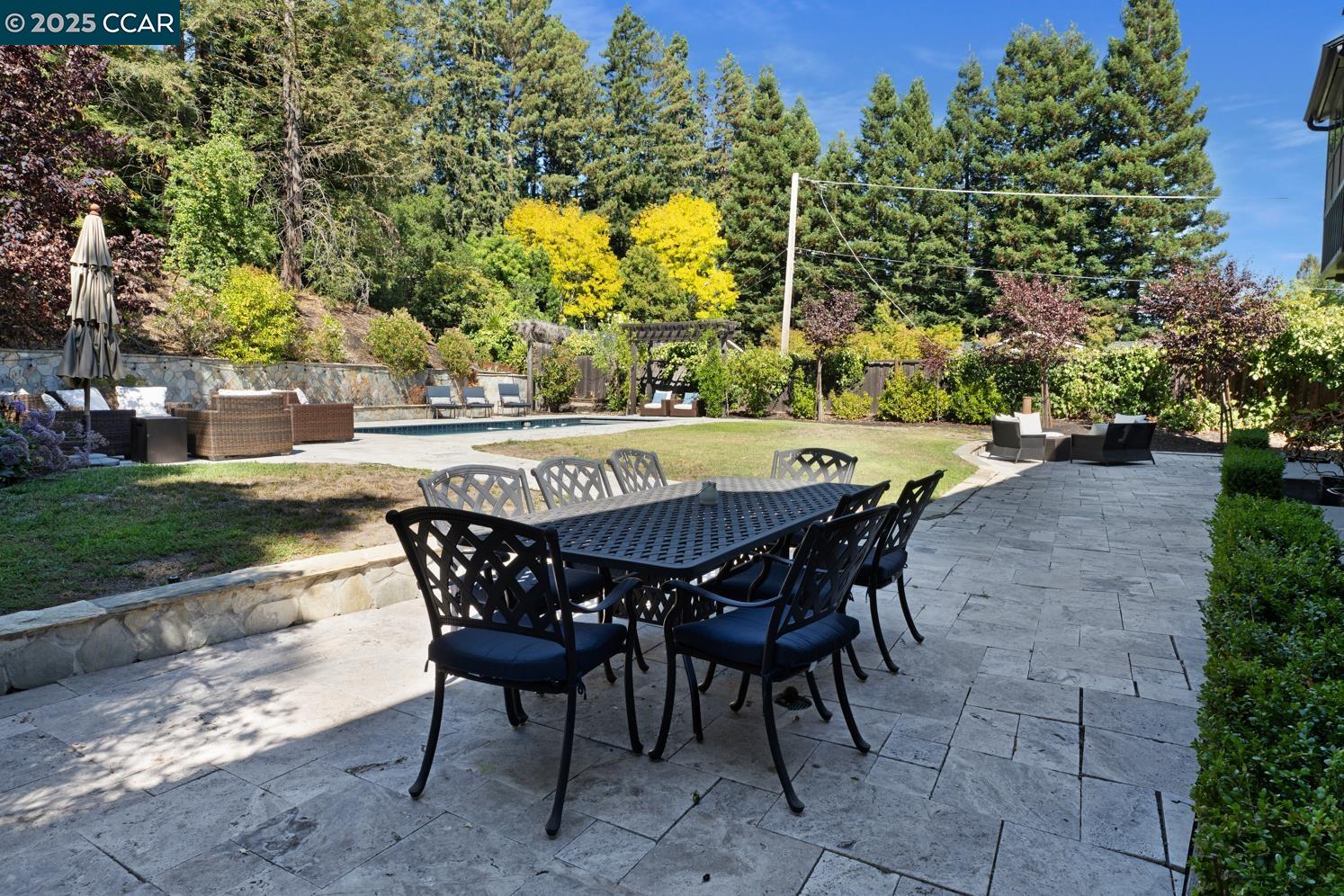 Detail Gallery Image 26 of 59 For 3898 Happy Valley Rd, Lafayette,  CA 94549 - 5 Beds | 4/3 Baths