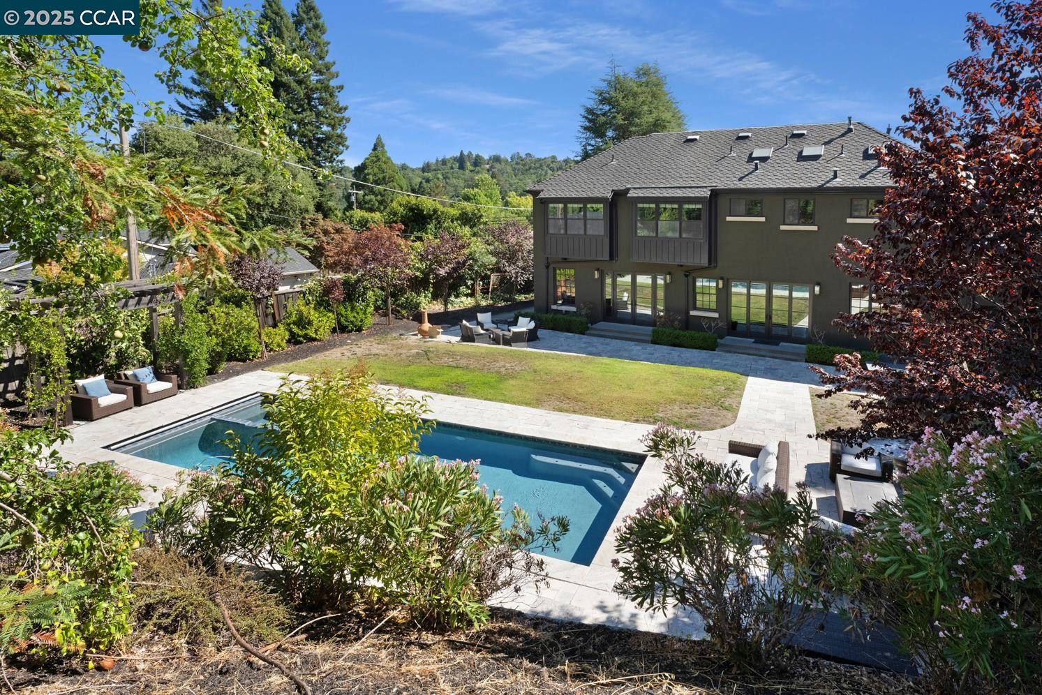 Detail Gallery Image 30 of 59 For 3898 Happy Valley Rd, Lafayette,  CA 94549 - 5 Beds | 4/3 Baths