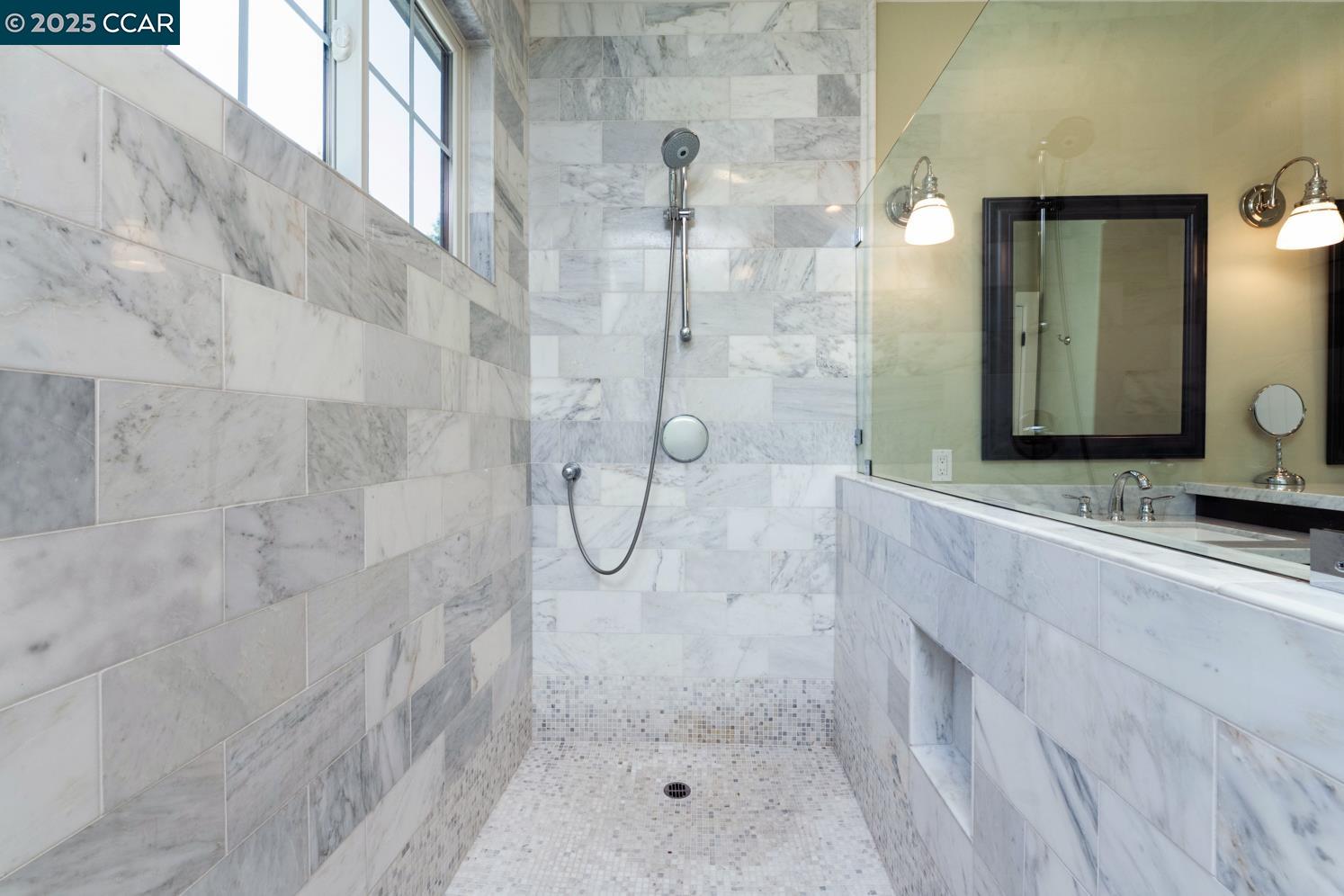 Detail Gallery Image 44 of 59 For 3898 Happy Valley Rd, Lafayette,  CA 94549 - 5 Beds | 4/3 Baths