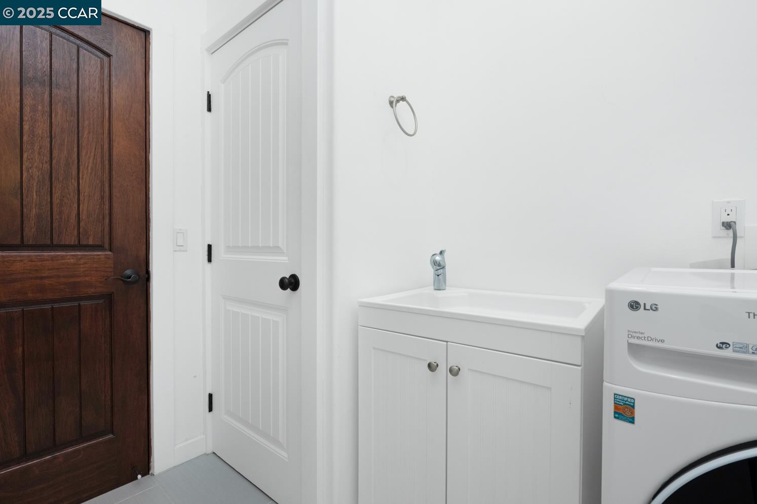 Detail Gallery Image 47 of 59 For 3898 Happy Valley Rd, Lafayette,  CA 94549 - 5 Beds | 4/3 Baths