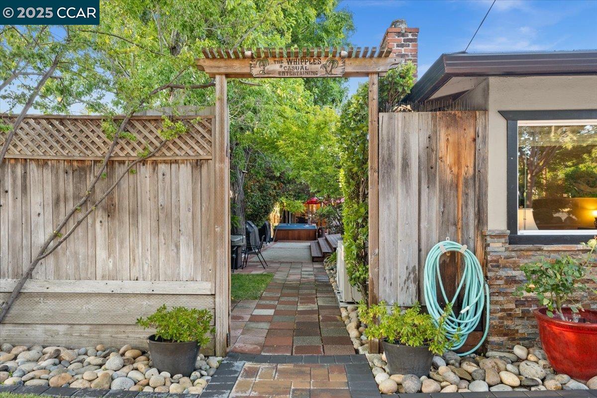 Detail Gallery Image 23 of 60 For 1770 3rd Ave, Walnut Creek,  CA 94597 - 4 Beds | 4 Baths