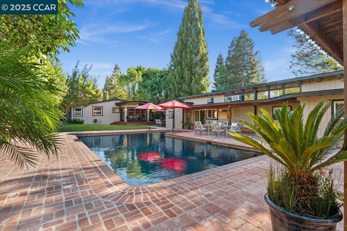 Detail Gallery Image 28 of 60 For 1770 3rd Ave, Walnut Creek,  CA 94597 - 4 Beds | 4 Baths