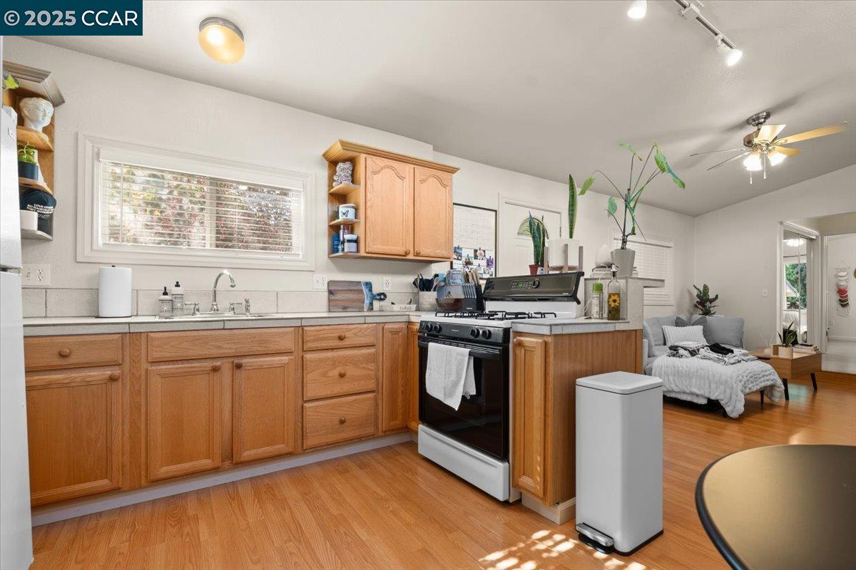 Detail Gallery Image 39 of 60 For 1770 3rd Ave, Walnut Creek,  CA 94597 - 4 Beds | 4 Baths