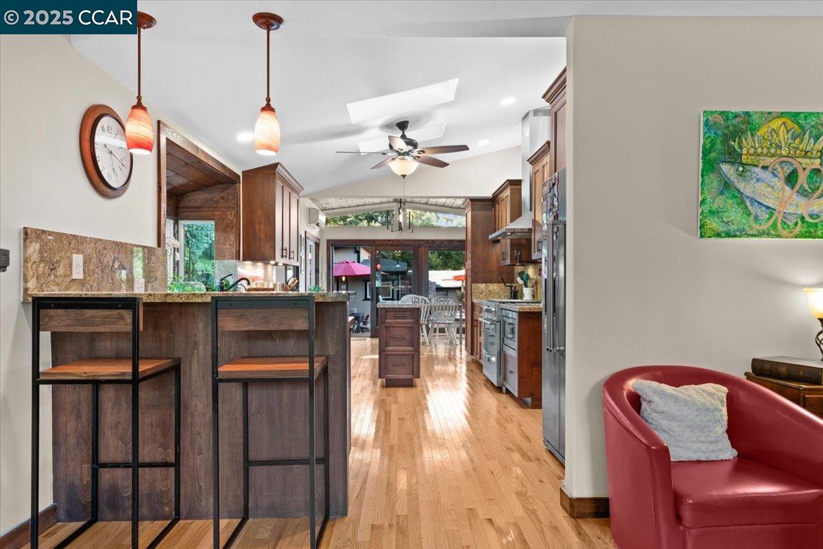 Detail Gallery Image 5 of 60 For 1770 3rd Ave, Walnut Creek,  CA 94597 - 4 Beds | 4 Baths