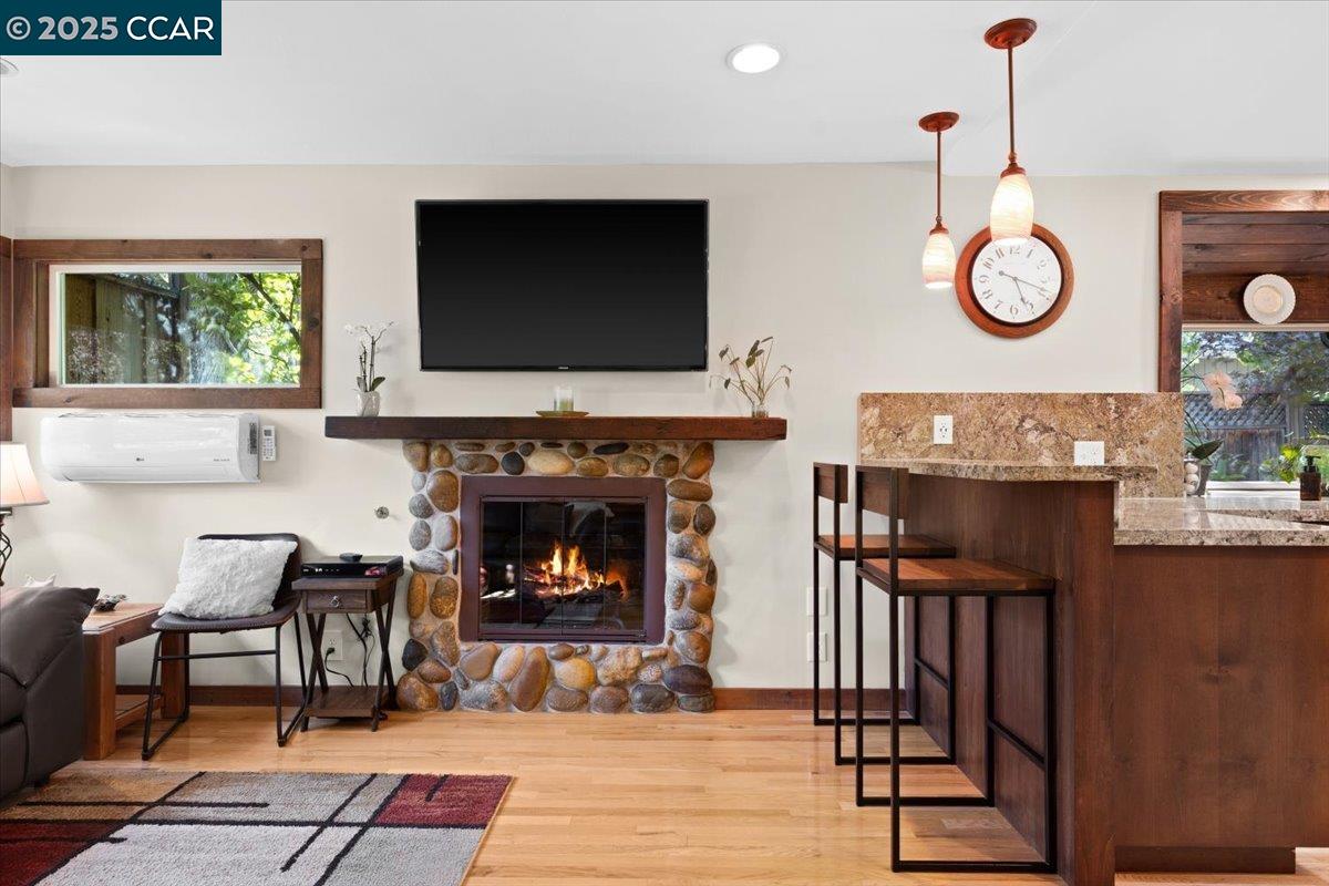 Detail Gallery Image 6 of 60 For 1770 3rd Ave, Walnut Creek,  CA 94597 - 4 Beds | 4 Baths