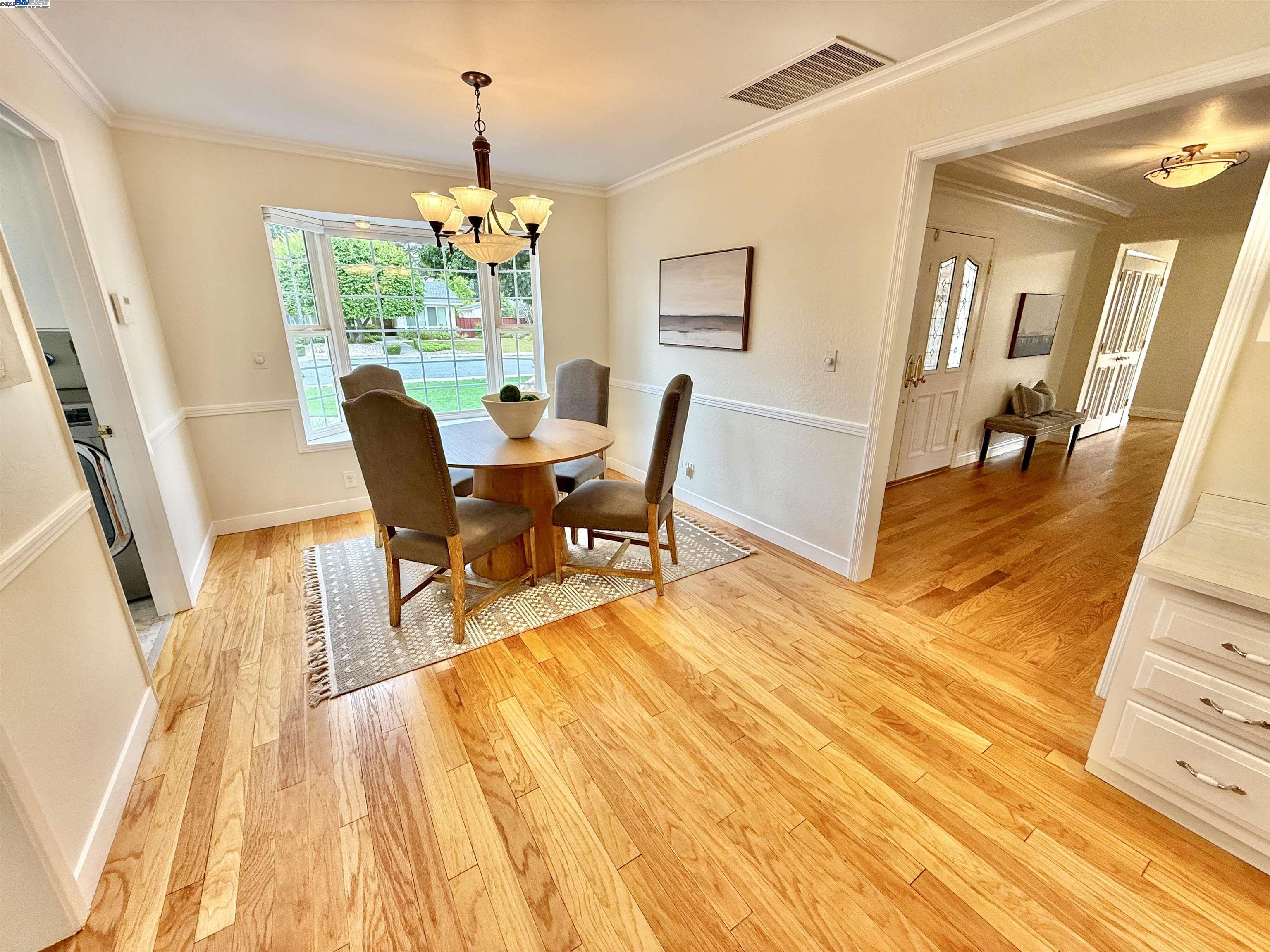 Detail Gallery Image 19 of 60 For 5647 Southbrook Dr, Clayton,  CA 94517 - 4 Beds | 2/1 Baths