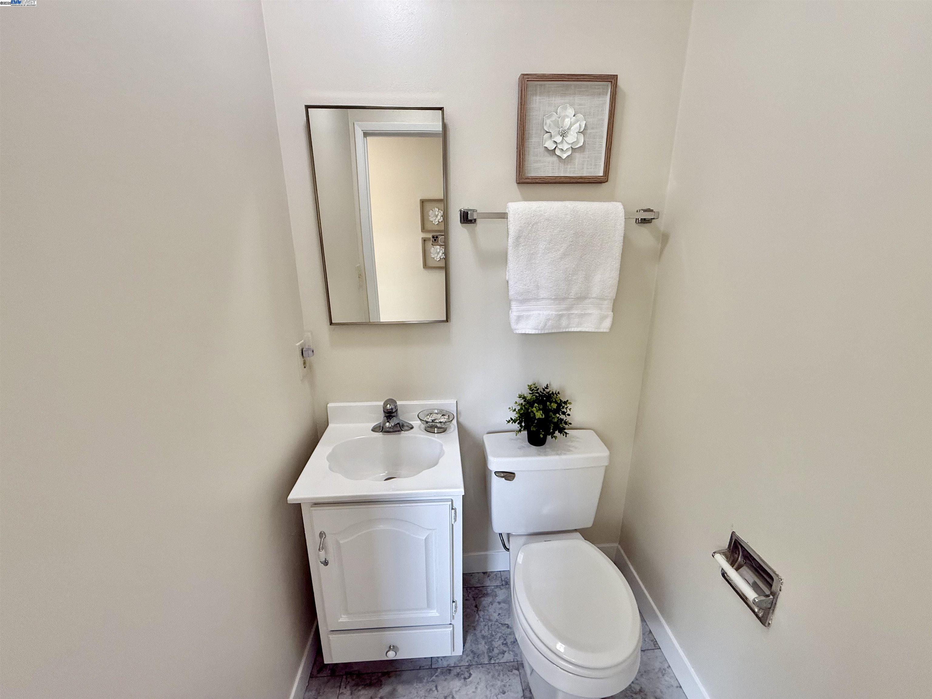 Detail Gallery Image 29 of 60 For 5647 Southbrook Dr, Clayton,  CA 94517 - 4 Beds | 2/1 Baths