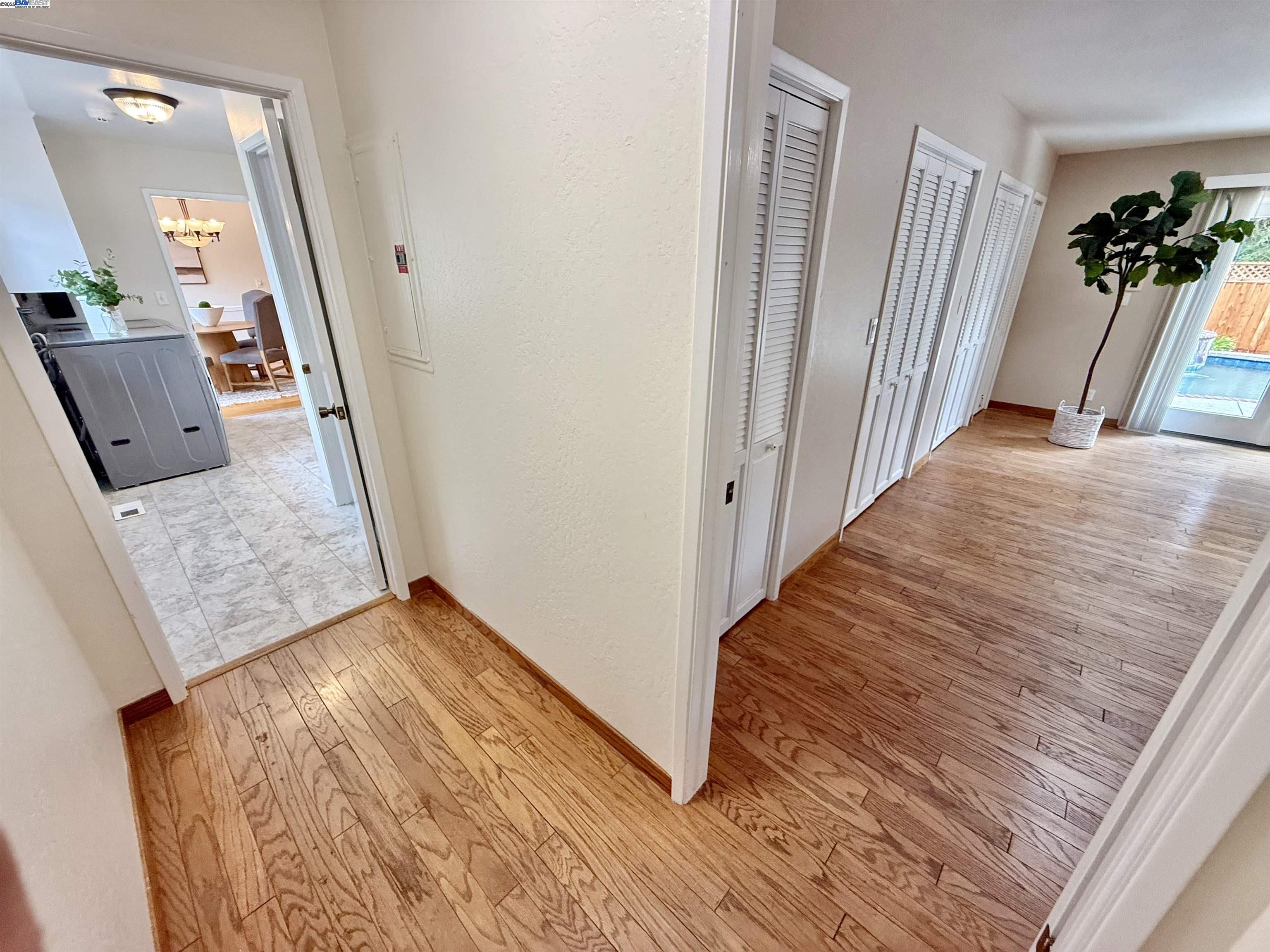 Detail Gallery Image 30 of 60 For 5647 Southbrook Dr, Clayton,  CA 94517 - 4 Beds | 2/1 Baths