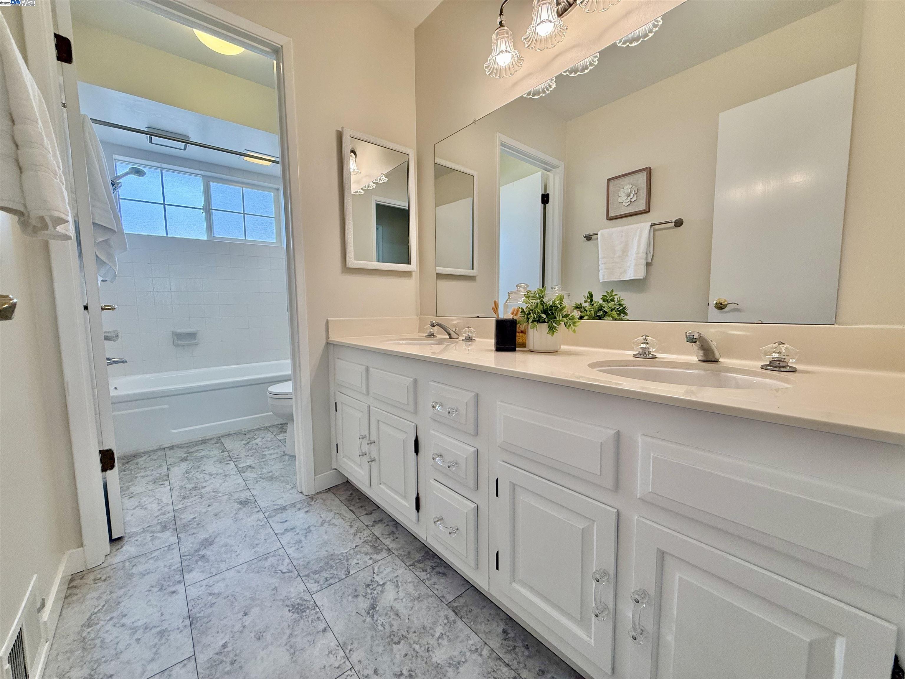 Detail Gallery Image 46 of 60 For 5647 Southbrook Dr, Clayton,  CA 94517 - 4 Beds | 2/1 Baths