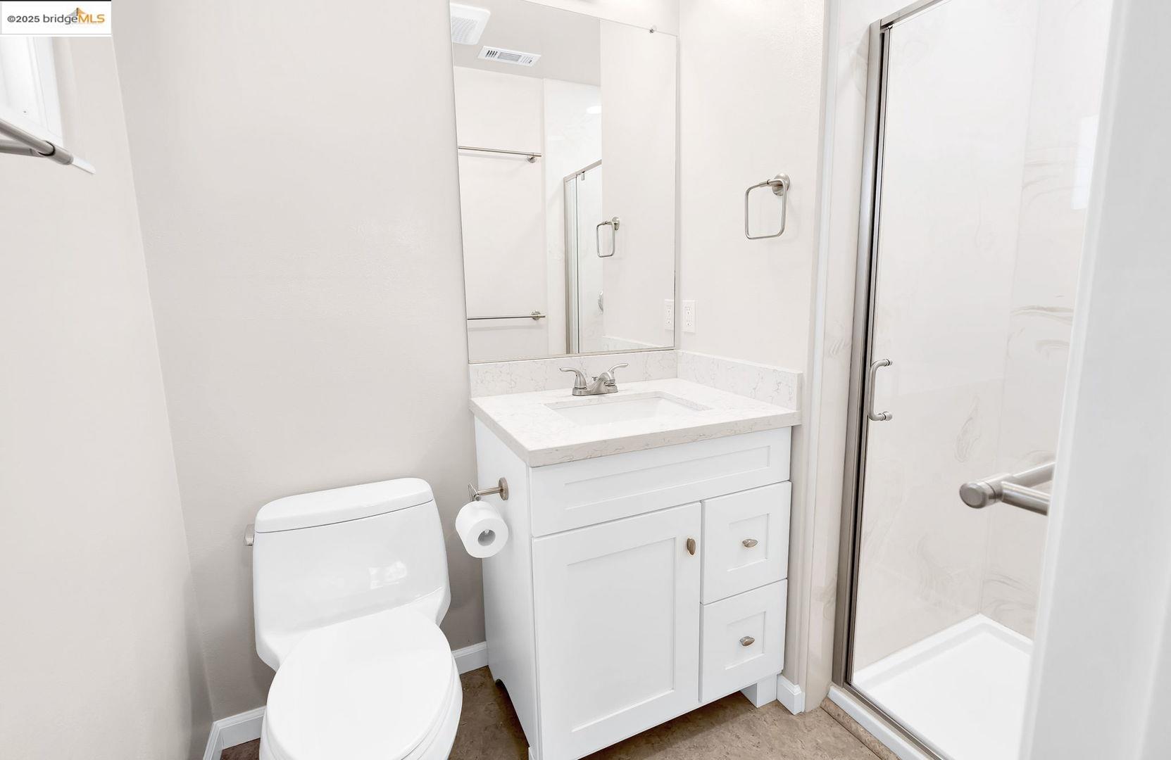 Detail Gallery Image 20 of 33 For 2011 Regis Dr, Davis,  CA 95618 - 3 Beds | 2 Baths